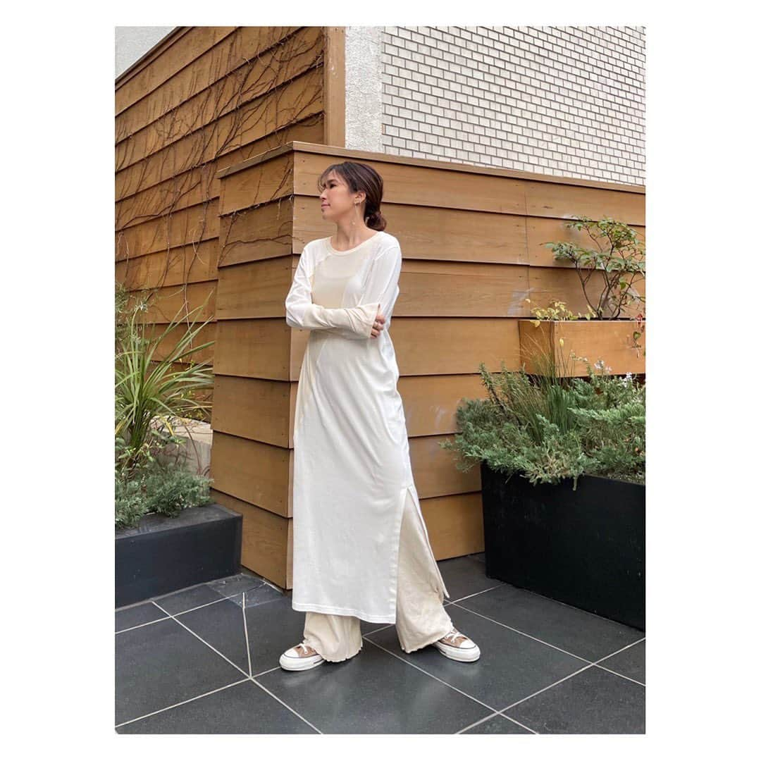 ETRÉ TOKYO ストアさんのインスタグラム写真 - (ETRÉ TOKYO ストアInstagram)「@etretokyo﻿ ﻿ Staff：本社 Hana 158cm【 @kota_hana_87 】﻿ ﻿ 《 2/25 NEW ARRIVAL 》﻿ ﻿  メローデザインワンピース ￥15,400 着用 : WHITE  _______________________________________﻿ ルミネ新宿店ではルミネカード会員様限定で﻿ 店舗通販も可能となっております。﻿ 緊急事態宣言期間中のみ新作日から店舗通販を承ります。﻿ 全商品5%オフ、送料無料（対象地域限定）﻿ にてご利用頂けます。﻿ 詳細はルミネ新宿店（03-5989-0979）まで﻿ お問い合わせください。﻿ ﻿ #etretokyo #etre #fashion #etretokyoshinjuku #mydaysmyetre #etre#2021ETRE_SS#SS﻿ エトレ #エトレトウキョウ #ルミネ新宿2 #ルミネ#ルミネ新宿店 #春ワンピース#カットワンピース」2月22日 18時00分 - etretokyo_store