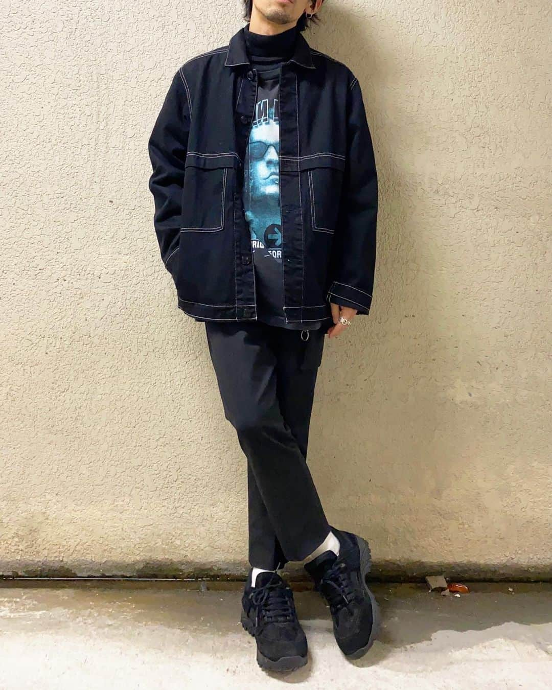 tetsuya togashiのインスタグラム：「★★★★ まっくろ ‍ ☑︎jacket #apc ☑︎knit #johnsmedley ☑︎T-Shirt #used #linkinpark ☑︎bottom #liberum ☑︎sneaker #maisonmargiela」