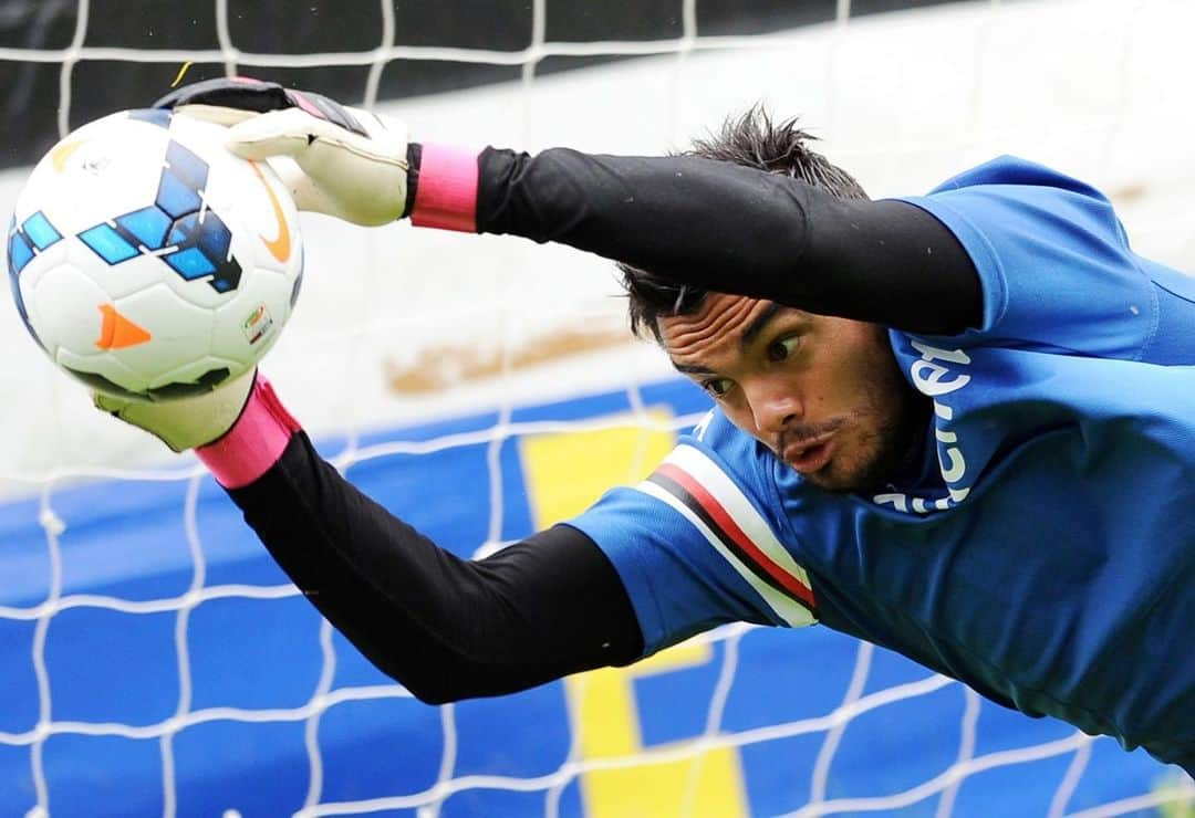 UCサンプドリアさんのインスタグラム写真 - (UCサンプドリアInstagram)「Buon compleanno, Sergio #Romero. 🎂3️⃣4️⃣🎉」2月22日 18時11分 - sampdoria