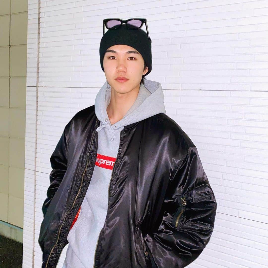 RANMAのインスタグラム：「今日で25歳になりました！﻿ ﻿ 沢山のメッセージありがとうございます！﻿ 全てしっかり読ませていただきました。﻿ ﻿ この1年は特にあっという間で。﻿ 年齢を重ねるにつれて時が経つのは早いと改めて実感しました。﻿ ﻿ いつ何が起こるか分からないこのご時世だからこそ﻿ 後悔しないように1日1日を大切に過ごしたいと思います。﻿ ﻿ 変わらず全力で精進していきます。﻿ これからもよろしくお願いします☺️」