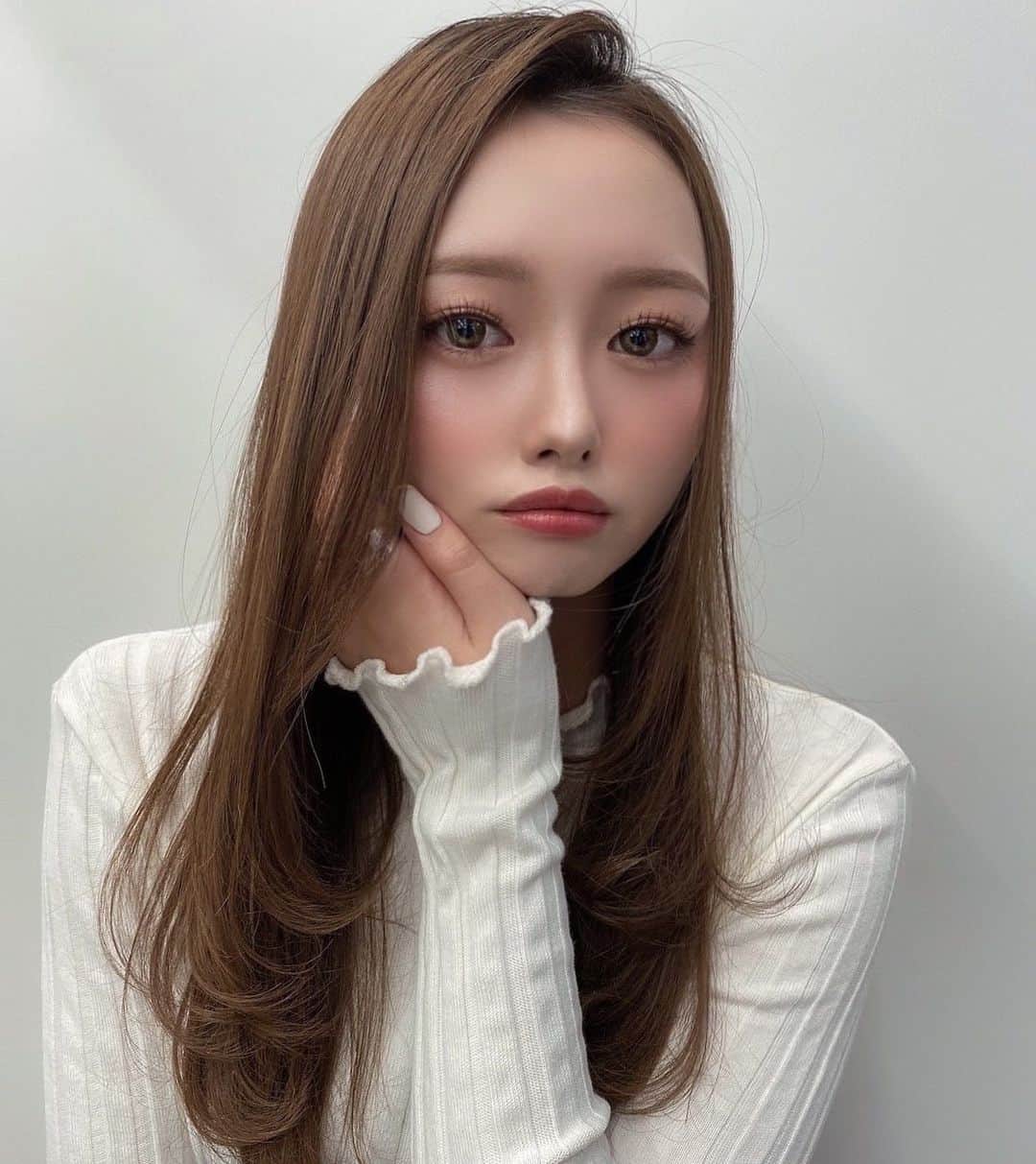 きょこのインスタグラム：「. 今日の夜なにするの～？ . #サロンモデル #サロモ」