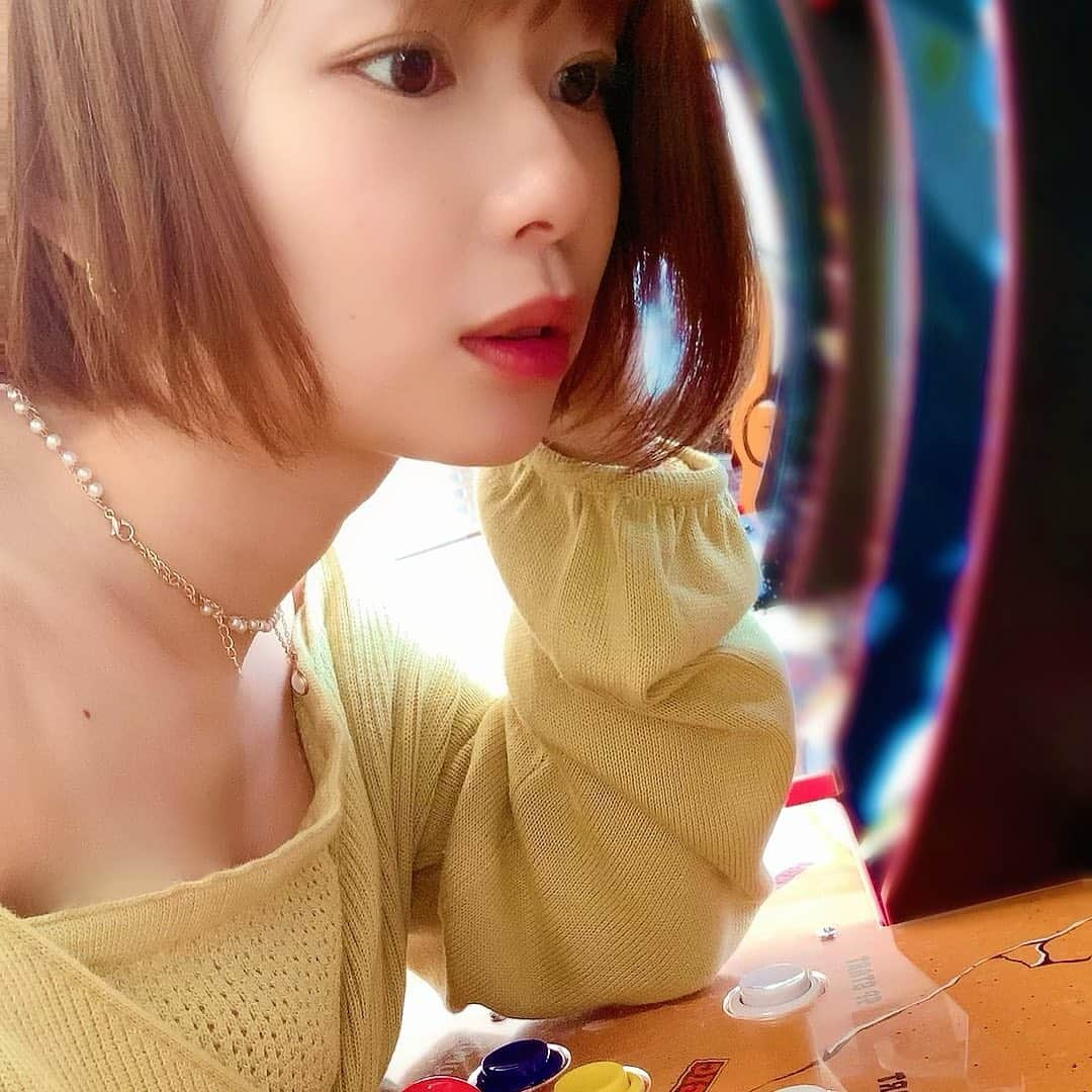 和地つかささんのインスタグラム写真 - (和地つかさInstagram)「楽しそうなお仕事してきたよー❣️❣️ ぐへへ。みんな楽しみにしててー！！！！😆  【わっち情報】   📀2/25最新DVD「Lucy☆スケベ」発売❣️予約販売受付中❤️  👙月刊エンタメ、週刊大衆、ドカントグラビア掲載中  📖 MEN'S DVD PLATNUM PHOTO BOOK発売中❣️  🥊2/24キックボクシング「NO KICK NO LIFE」ラウンドガール  ⭐3/2 「アサヒ芸能」表紙 発売❣️  🖥YouTubeチャンネル「和地つかさチャンネル」  👙12/4 週刊現代電子写真集「溢れる」発売！Amazon.DMMなどにて発売中！  📺12/8 22:00~DHCテレビ「ニュース女子」配信  🔫10/27アームズマガジン12月号表紙＆グラビアページ   🥊レディリンPULS 表紙 LADYRINアンバサダーになりました！  #グラビア #グラビアアイドル #gravureidol #gravure #instagravure #インスタグラビア #和地つかさ #instagood  # #ポートレート  #film #filmcamera #instagood #フィルムカメラ #撮影 #portrait #idol #makeup #hairmake #shorthair #ショートヘア  #japanesegirl #fashion #イメージDVD #DVD #アイドルDVD #スタジオ #ゲーム機 #アーケードゲーム #アーケードゲーム機」2月22日 19時06分 - tsutam_