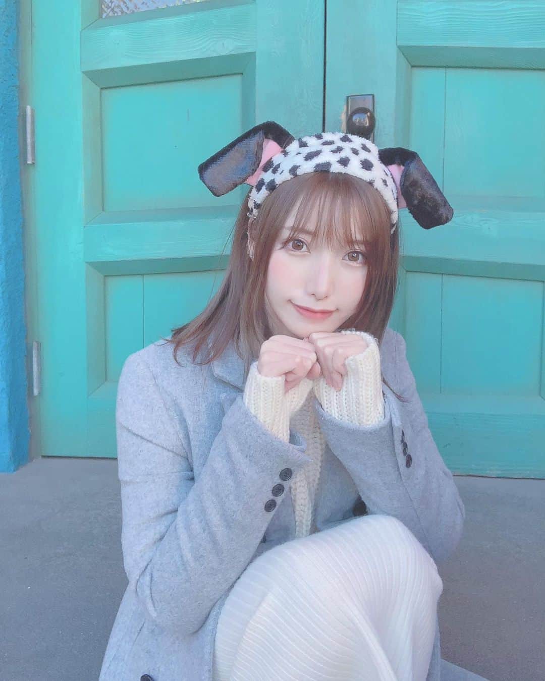 まきせれなさんのインスタグラム写真 まきせれなinstagram 猫の日なのに犬の耳つけた写真あげるしこれは犬の手じゃなくてファイティングポーズ ᐢ ᐢ 訳 猫も犬も大好きです ໒ ﾟ ディズニーランド 被写体 ライブ配信 他撮り 邦ロック女子 ゲーマー