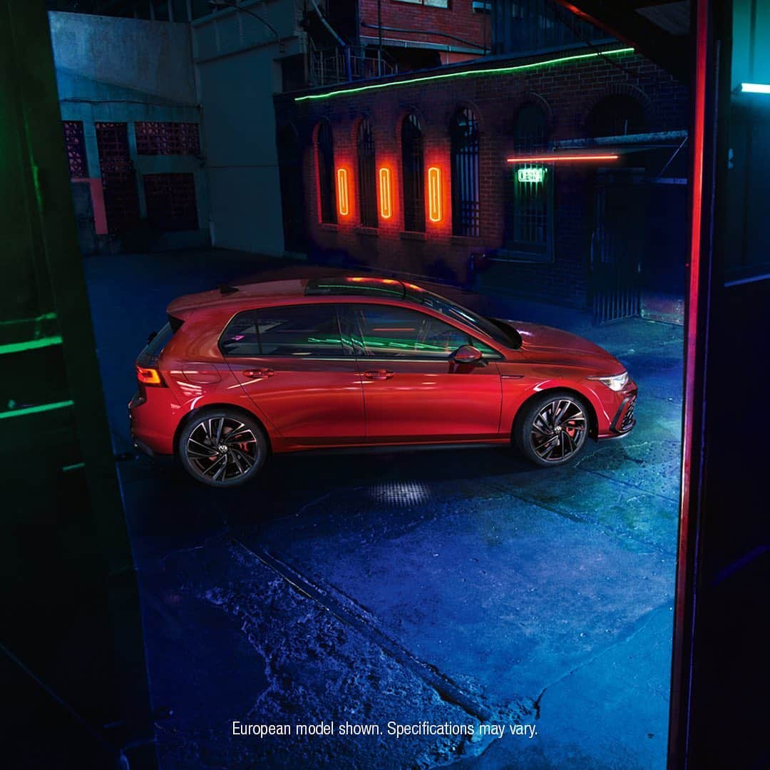 Volkswagen USAのインスタグラム：「Some like it red hot #GTI」