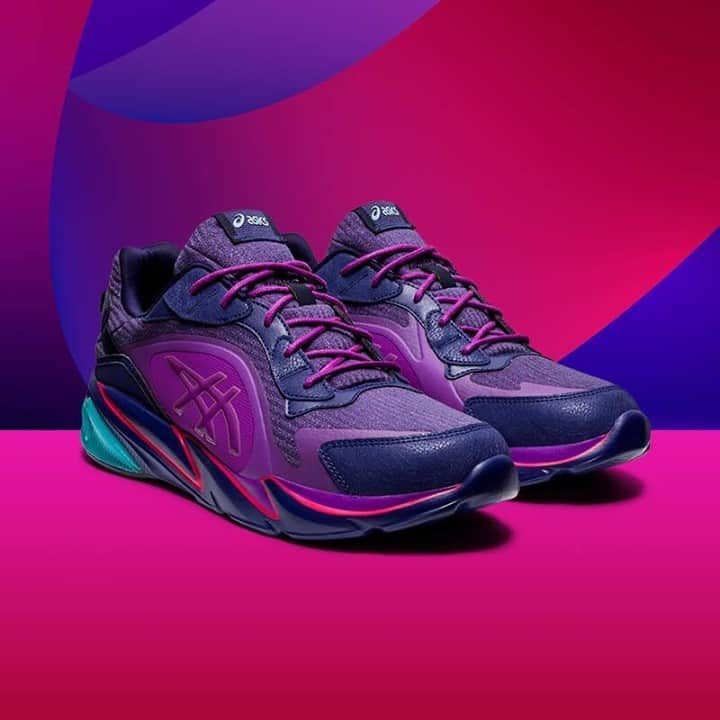 のインスタグラム：「Inspired by the PENSOLE design academy's creative input, the #Asics GEL-MIQRUM™ sneaker combines modern technologies and retro aesthetics. Available now online.」
