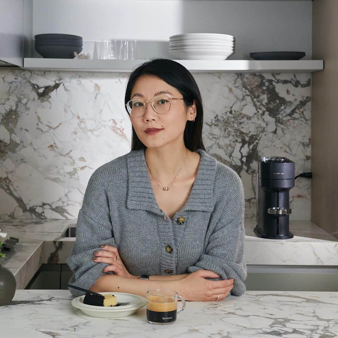 Nespressoのインスタグラム：「#NespressoEditions – Edition 18 invites you to savour your coffee moments by capturing them on camera☕️ 📷   Join NYC-based photographer @alice_gao as she guides us through a still life photography workshop, where we’ll get access to some exclusive tips and witness the behind-the-scenes of her creative process.  Grab your coffee & your camera, find some good light, and tune in this Wednesday, February 24th for a coffee moment worth remembering.   #Nespresso #NespressoEditions  #CoolCulture」