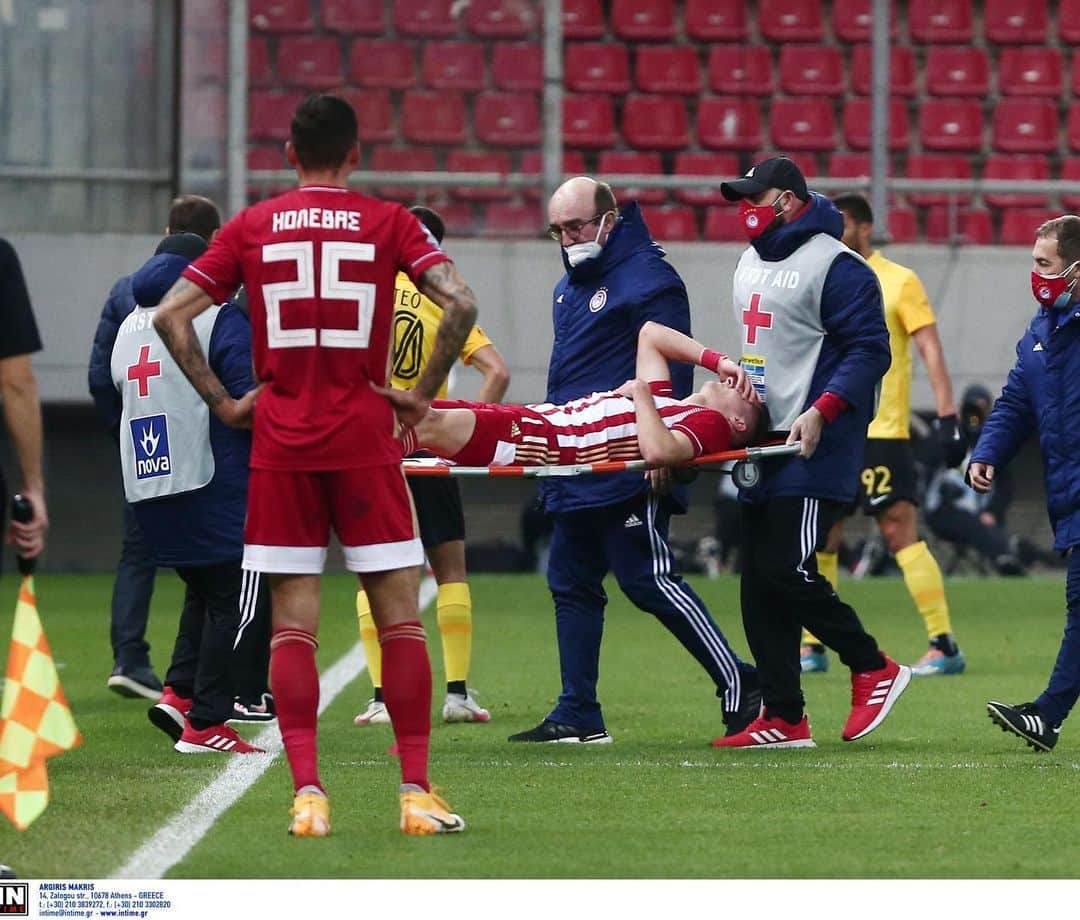 ヨゼ・ホレバスさんのインスタグラム写真 - (ヨゼ・ホレバスInstagram)「Yesterday’s match frustrated but we still on track ,take the point and looking forward ! Unlucky with the injury’s of @mari_vrou and @sokratispapa.official wish them speedy recovery .  @olympiacosfc 🔴⚪️」2月22日 21時08分 - josecholevas