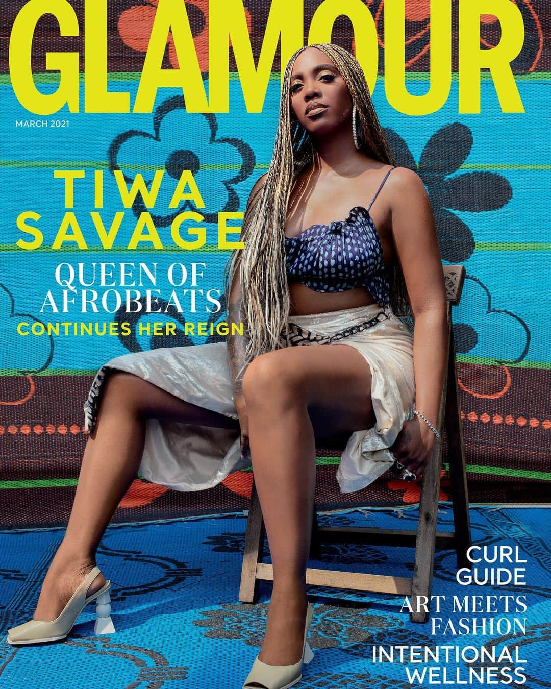 ティワ・サヴェージのインスタグラム：「March cover issue with @glamour_sa 🖤」