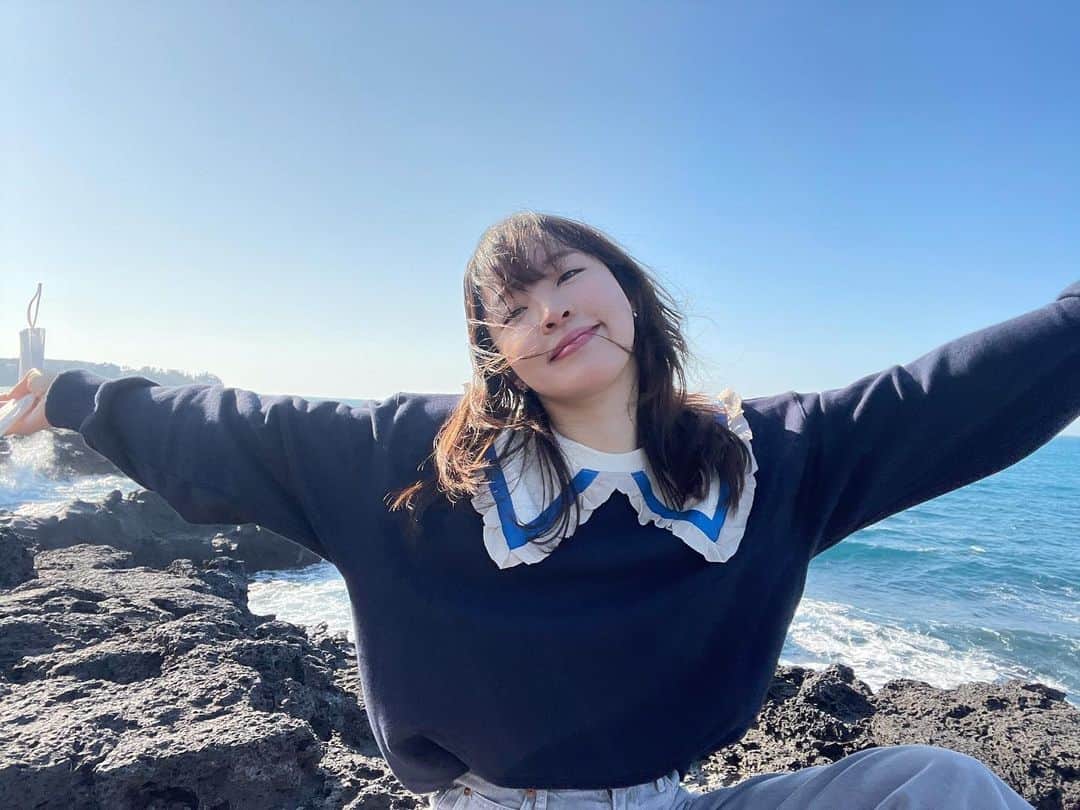 チョン・ジユンさんのインスタグラム写真 - (チョン・ジユンInstagram)「Sea through uuuuuu 🐳🐬」2月22日 21時31分 - jenyerjiyoon