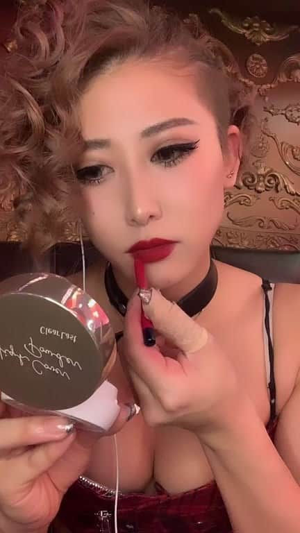 Kumiのインスタグラム：「とーるさん、イヴセイジンさん ドリンクありがと❤️」