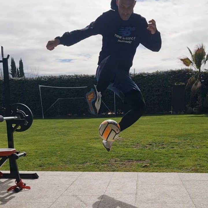 ルイス・ハビエル・ガルシア・サンスのインスタグラム：「MONDAY My moment of the day. Have a great week guys, let's go for it !!」