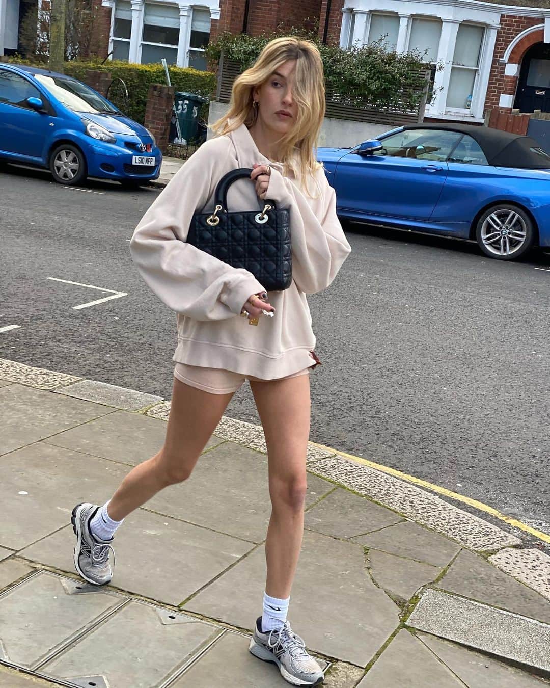 Camille Charriereのインスタグラム：「Her Royal Highness of W10 (according to me)」