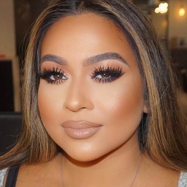 LORACのインスタグラム：「#repost @mua_nina blending perfection 🎨 with PRO Matte Palette - link in bio   #LORAC #LORACCosmetics」
