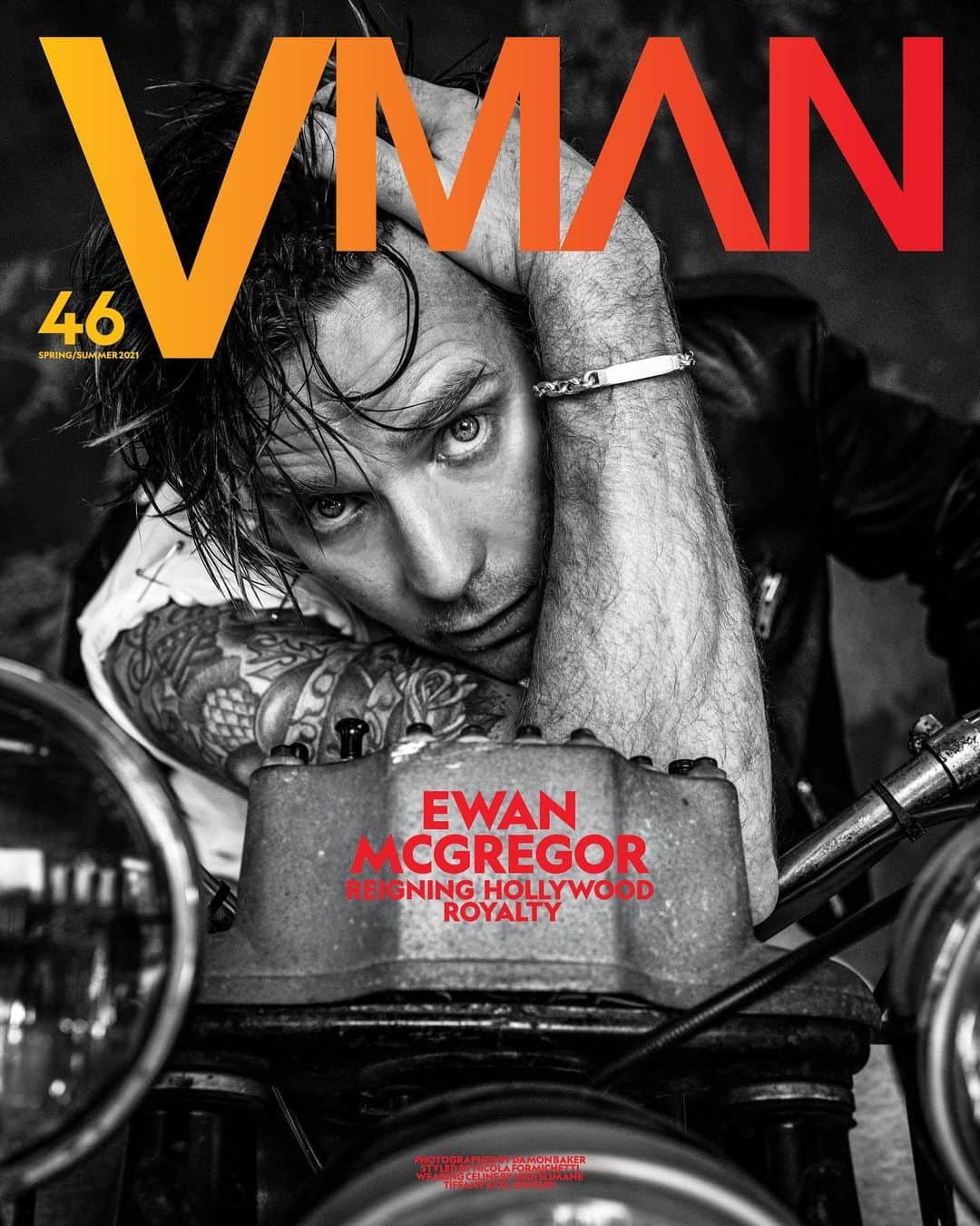 V Magazineさんのインスタグラム写真 - (V MagazineInstagram)「@VMAN’S NEW COVER STAR IS #EWANMCGREGOR!  From his breakthrough role in #Trainspotting to playing an intergalactic jedi master in #StarWars to his Golden Globe winning role in #Fargo, the multifaceted actor for years has dominated every screen he appears on and has cemented his place as Hollywood royalty. Yet his upcoming role as fashion legend Halston is his most thrilling transformation yet. 💥🎥  Gracing the cover of VMAN 46, photographed by @damon_baker and styled by @nicolaformichetti, McGregor speaks intimately with @williamnorwich about the upcoming @mrrpmurphy Netflix series and how he was able to take on the complexities of the historic designer saying “There are so many sides to somebody, aren’t there? I felt like I just had to embody him, feel like him, like Halston.”  Head to the link in bio to discover the full feature + pre-order VMAN 46 now! — Talent: #EwanMcGregor (@narrativepr) Photography: @damon_baker (@adbagency) Fashion: @nicolaformichetti Interview: @williamnorwich Grooming: @sussy_styles (@ArtDeptAgencyLA) Set Design: @truckstopmassage (@adbagency) Production: @wearesavvie  Casting: @itboygregk  Ewan McGregor wears @CELINE HOMME by @hedislimane / jewelry @tiffanyandco」2月22日 22時15分 - vmagazine