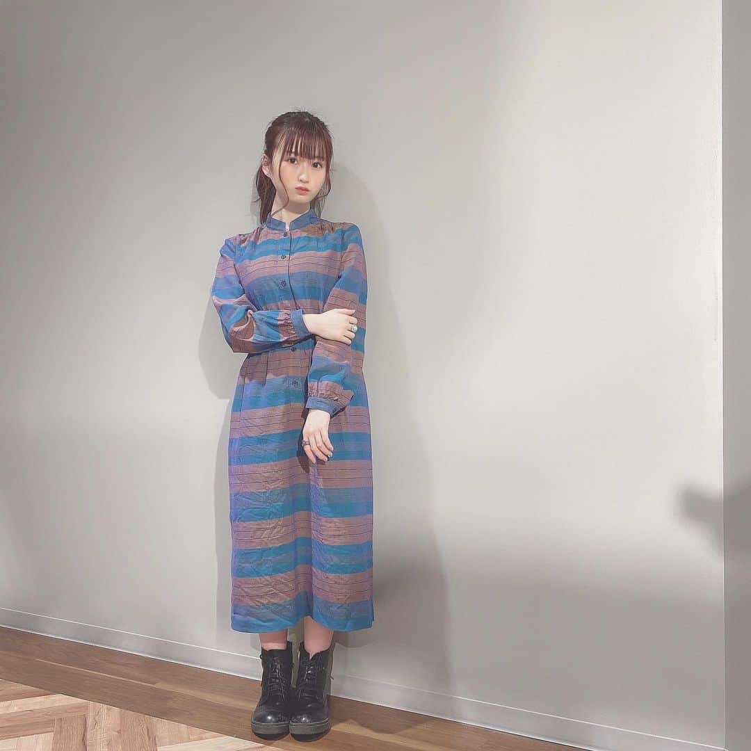 佐野心音さんのインスタグラム写真 - (佐野心音Instagram)「チェックワンピコーデ💙 * * #ootd #fashion #cordinate #古着 #古着コーデ #ワンピース #ワンピースコーデ #低身長コーデ #ミディアムヘア」2月22日 22時23分 - kokone_sano