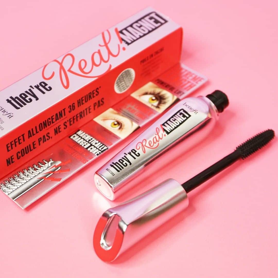 Benefit Cosmetics UKさんのインスタグラム写真 - (Benefit Cosmetics UKInstagram)「⚡️ Positive vibes AND lashes only ⚡️ NEW They're Real! Magnet mascara is here to serve you with 40% LONGER* lashes!  Comment below with 🧲 if you're totally attracted to THIS mascara!  #theyrerealmagnet *Than bare lashes. Instrumental test on 21 women.」2月22日 22時33分 - benefitcosmeticsuk