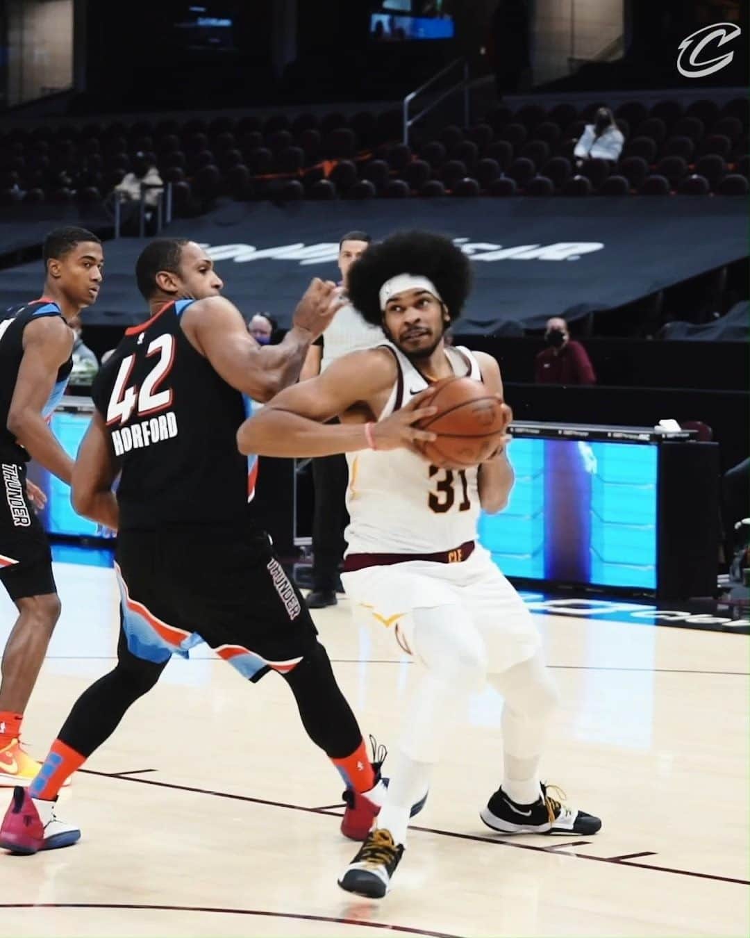 キャブスのインスタグラム：「Career-high 26 PTS Perfect 11-11 FGM Game-high 17 REB Game-high 3 BLK  @_bigjayy_ is the first player in Cavaliers history to tally at least 25+ PTS and 15+ REB while having a perfect FG% in a single game. (Elias Sports Bureau)  He is just the fifth NBA player in the last 40 seasons to have a game of 25+ PTS and 15+ REB with a perfect FG%」