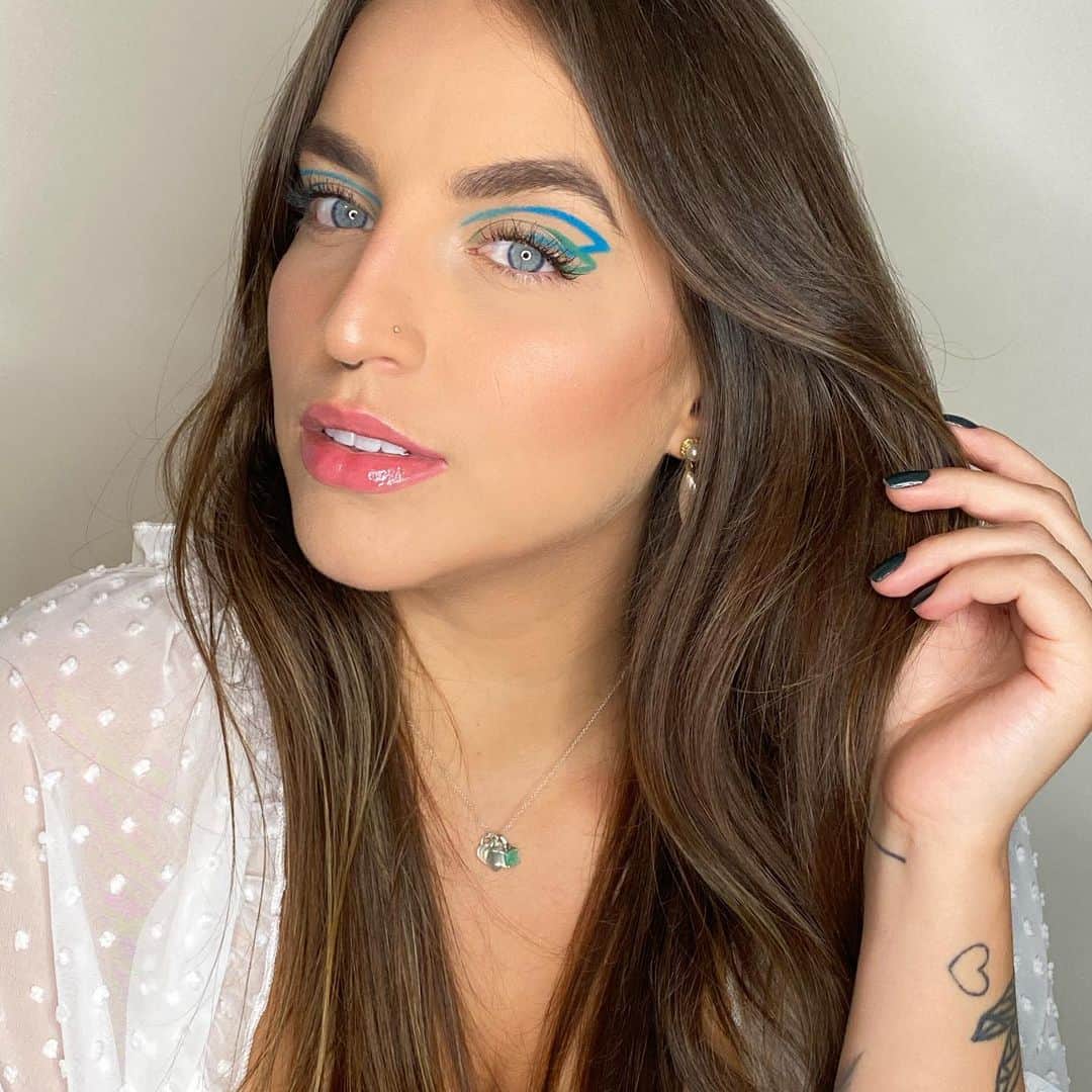 Bruna Unzuetaのインスタグラム：「💚💙💚💙」