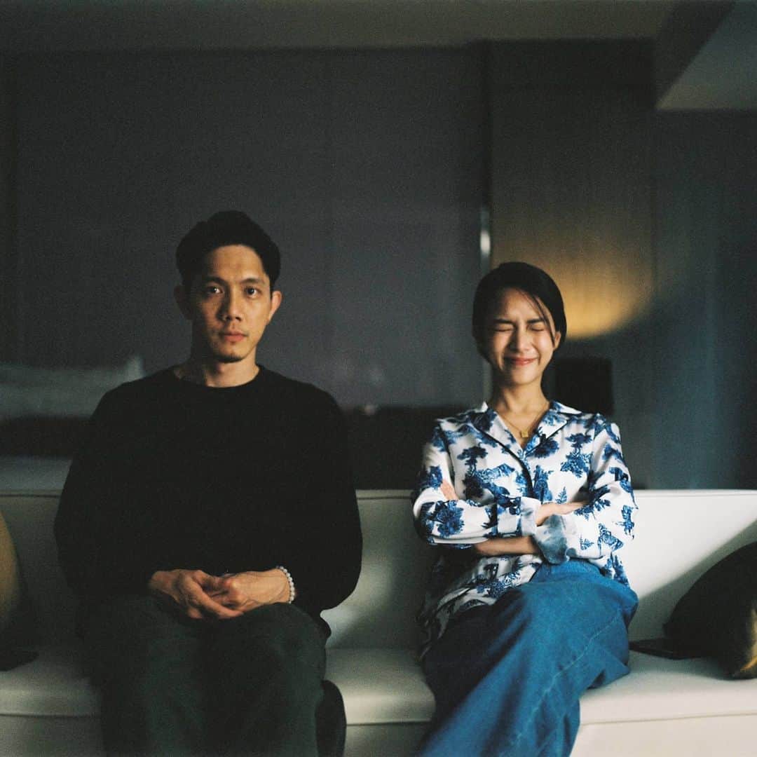 バイトゥーイ・ズワピットのインスタグラム：「แวะมาชวนทุกคนไปดู normal two ep.2 :) Youtube : GoodDayOfficial  . 📷 พี่ปาย!!」