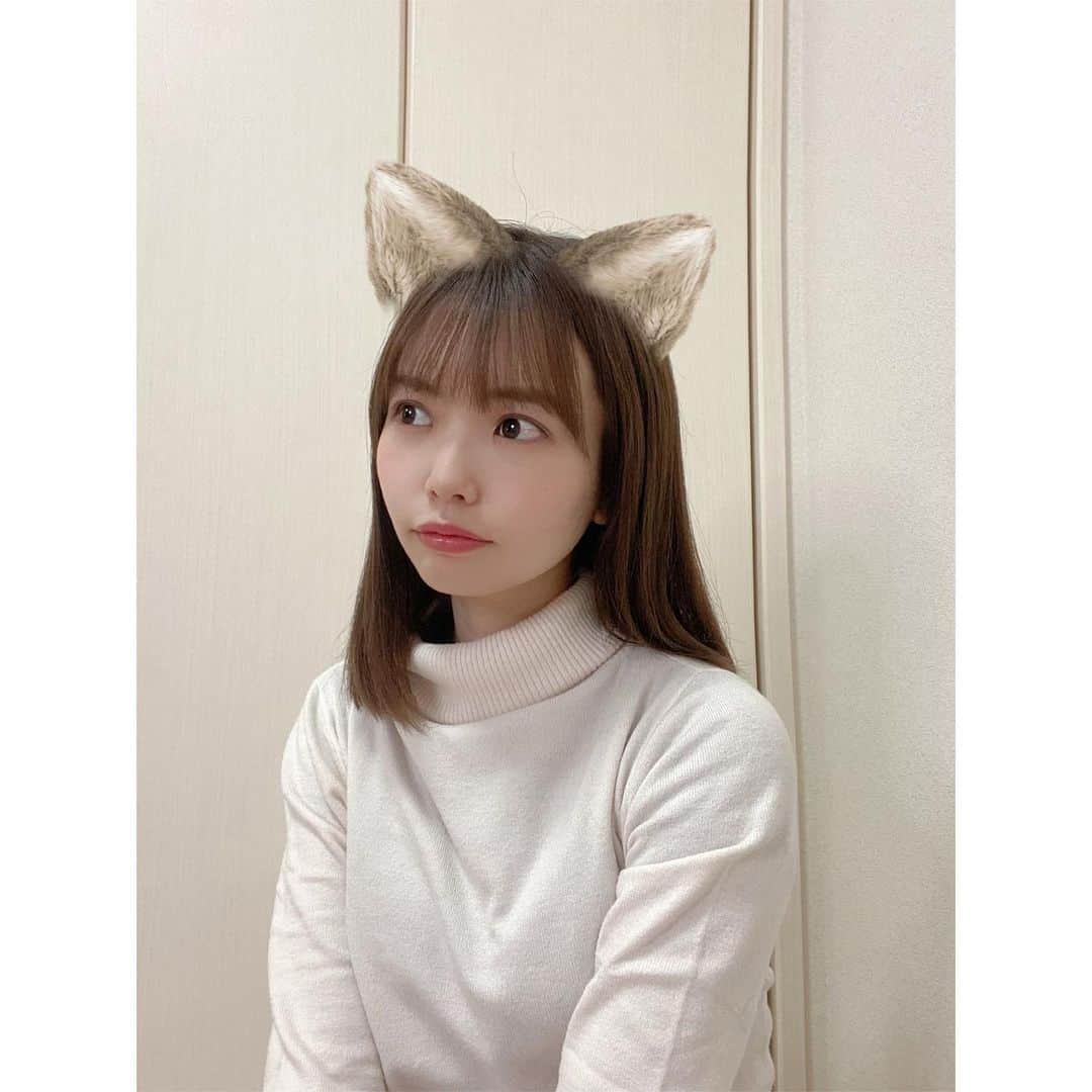 渕上舞さんのインスタグラム写真 - (渕上舞Instagram)「🐱💦 . . #2月22日は猫の日 #らしいです  #とりあえずアプリで滑り込み #どん兵衛 #どんぎつね ってコメント多いような…🦊 #最近は投稿ネタがあまり無く #投稿頻度が低めです #頑張ります💪  #いつもコメントありがとうございます .」2月22日 23時53分 - mai_fuchigami_48