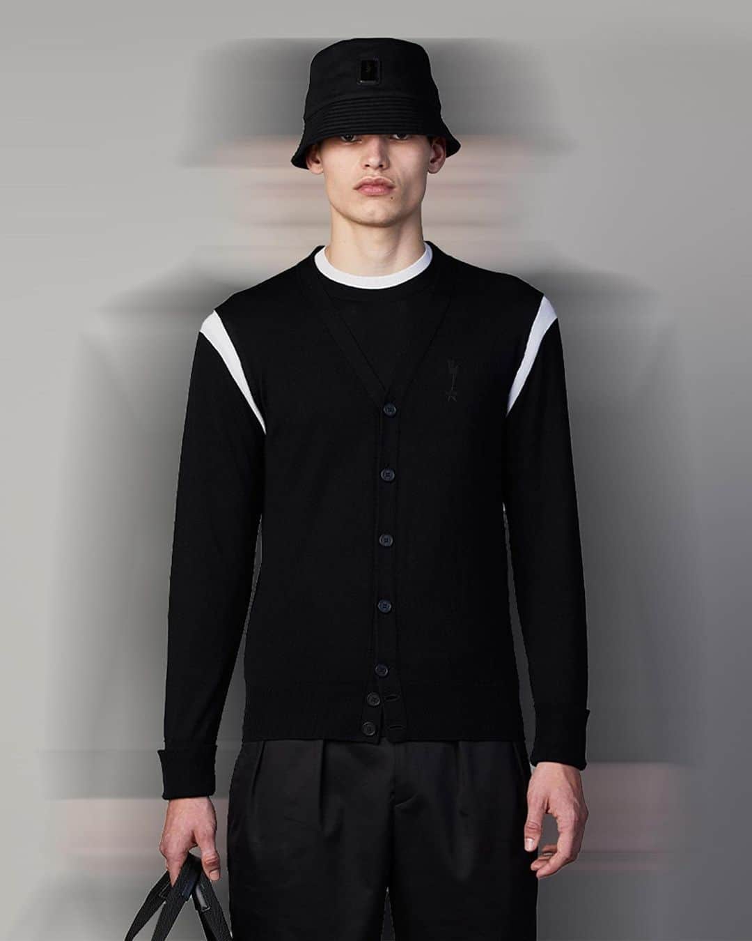 のインスタグラム：「DNA / A UNIFORM FOR THE EVERYDAY   The new NEIL BARRETT SS21 COLLECTION expresses the essence and meaning of the BRAND’S DNA.  It is a UNIFORM FOR THE EVERYDAY, drawing inspiration from military elements, sportswear, workwear and tailoring.  The whole collection is a HYBRID, composed, as is today’s masculine wardrobe, of FORMALISED SPORTSWEAR and MODERN TAILORING.  Enter into the Neil Barrett World. Discover the new collection!  #NeilBarrett #SS21 #NewCollection #DNA」