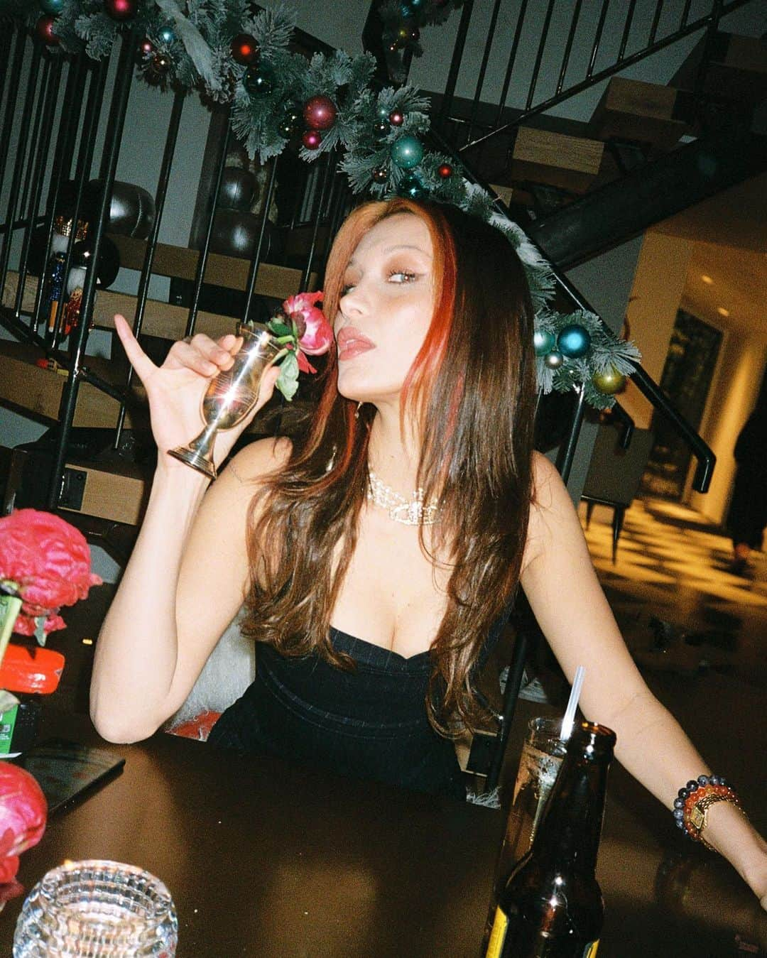 ベラ・ハディッドさんのインスタグラム写真 - (ベラ・ハディッドInstagram)「Same day , New Years Eve」2月23日 6時14分 - bellahadid