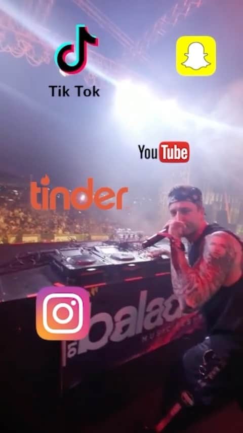 Blasterjaxxのインスタグラム：「You can find us everywhere 😂🤪  🎶Life Is Music  #sitdown #lifeismusic #instagram #snapchat #youtube #tinder #tiktok」