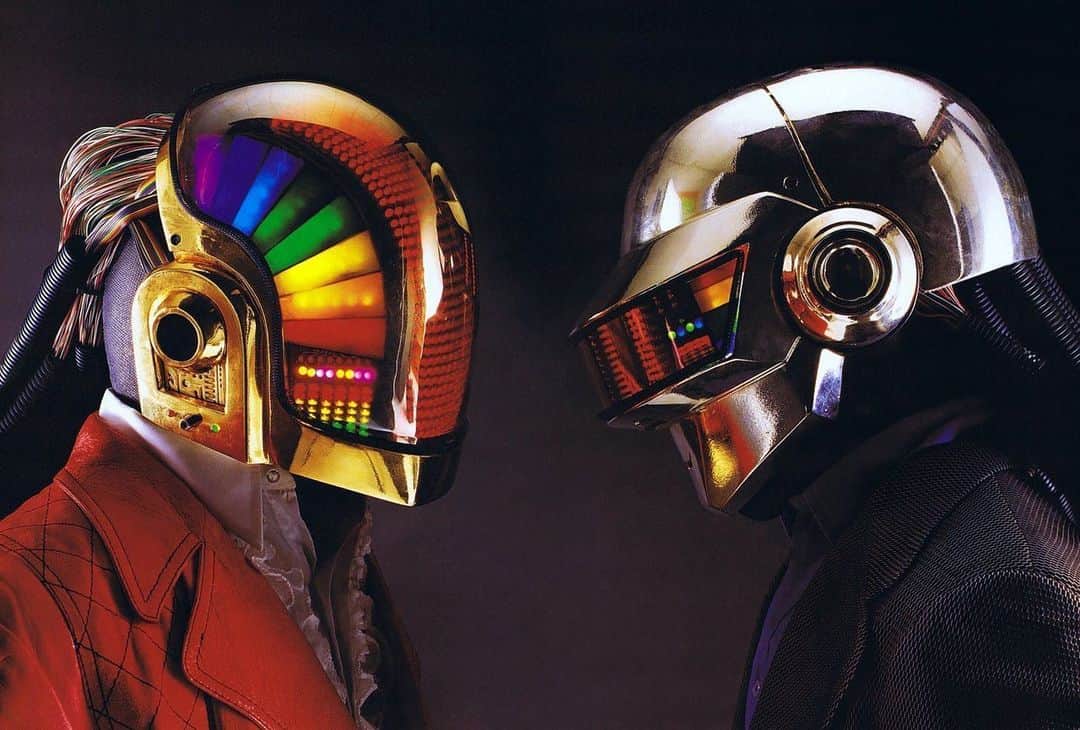 マーケス・ブラウンリーのインスタグラム：「Today Daft Punk is over. 1993-2021. 28 years of incredible music. As bummed as I am that there will never be new Daft Punk music again, there’s no doubt they had an iconic run. Thanks for the music, fellas.」