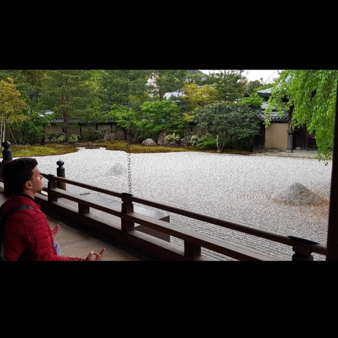シャルレーヌ・ギニャールさんのインスタグラム写真 - (シャルレーヌ・ギニャールInstagram)「I miss discovering the world with my love ... 🥺 Here some good memories in Japan 🇯🇵😍 #trip #imissit #love #japan #vacation #world #memories」2月23日 1時27分 - charleneguignard