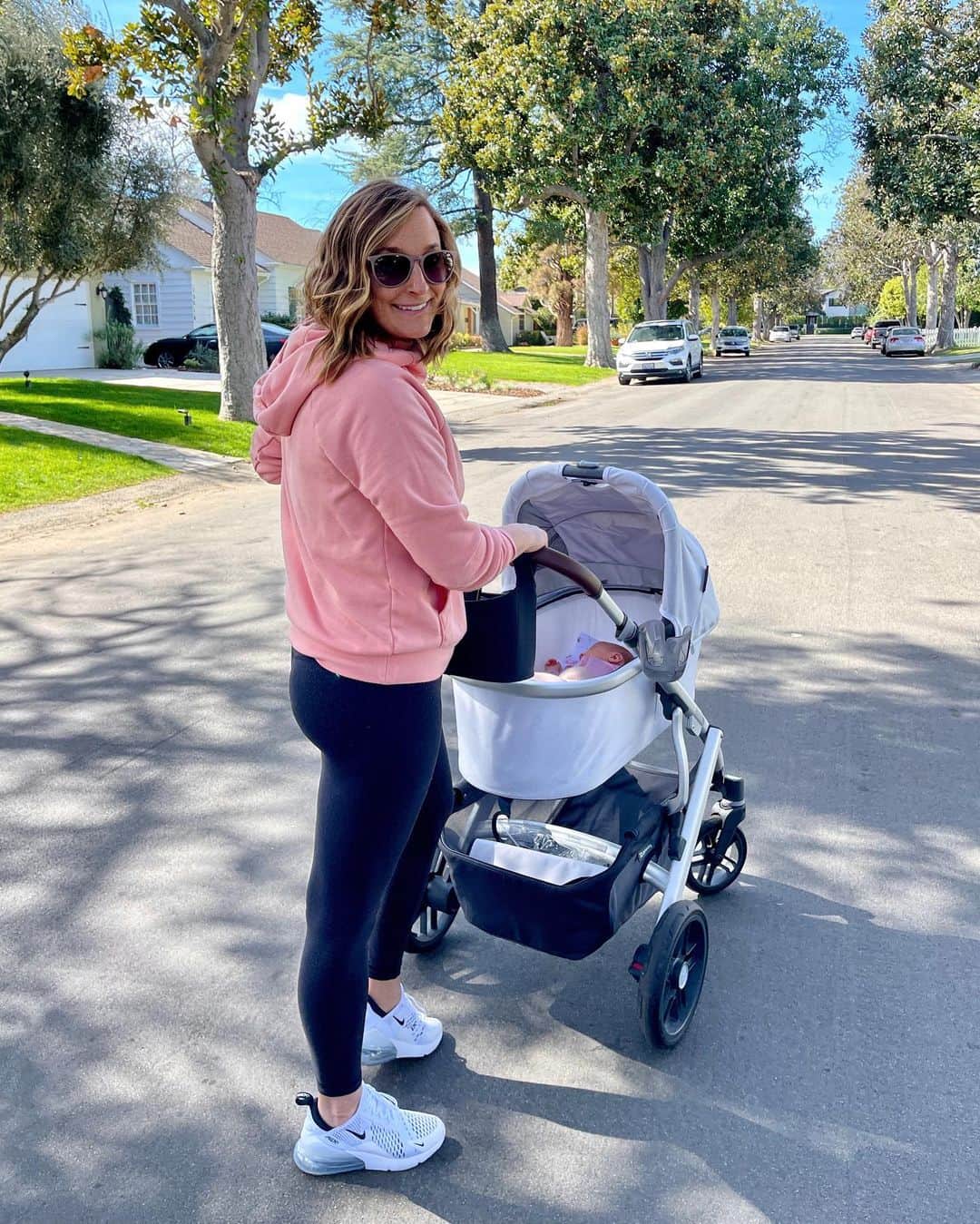 Gaby Dalkinのインスタグラム：「As @zackjerome would say: we’re officially @uppababy and down a social life 🤣🤣🤣 not that any of us have had one the last 11 months 💕 Happy Monday!」