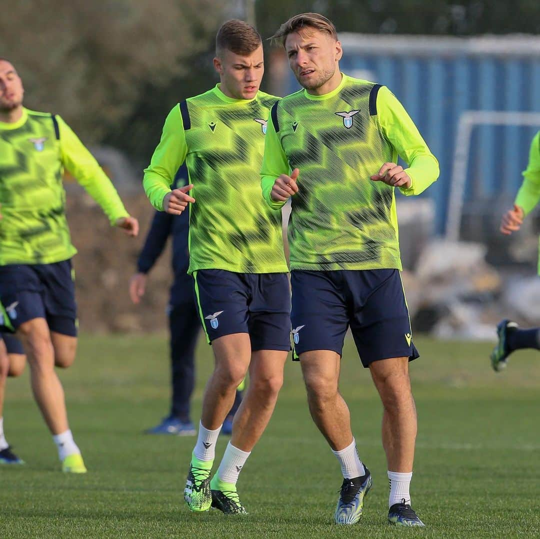 SSラツィオさんのインスタグラム写真 - (SSラツィオInstagram)「🔥 Last training session before #LazioBayern!  #UCL #CMonEagles 🦅」2月23日 1時42分 - official_sslazio