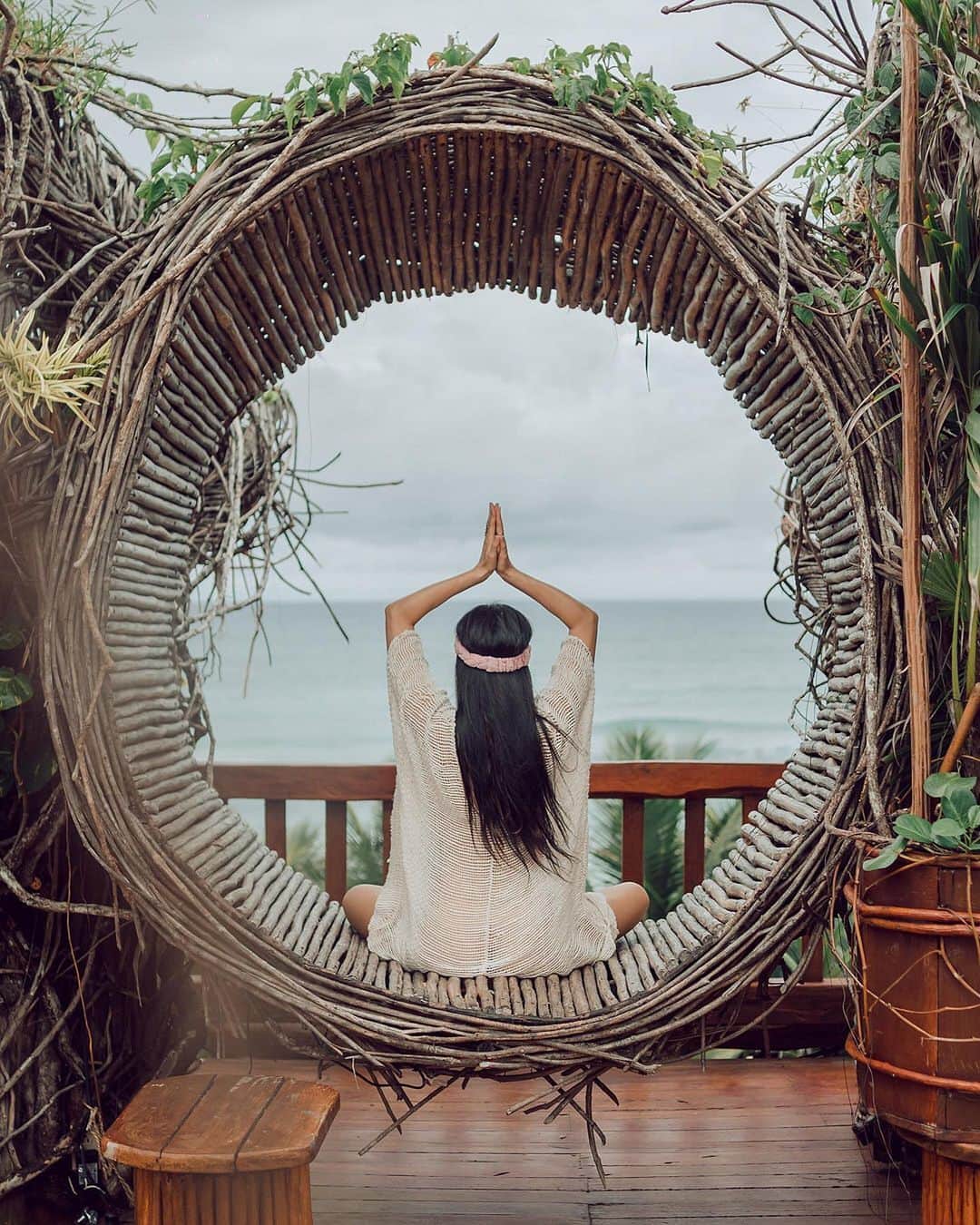 GODDESS OF LOVEのインスタグラム：「What does “Godly” look like? You don’t have to look like this to be Godly. In fact, I’ve been wearing sweat pants for the last 2+ months straight (I have no clothes with me, I came to Miami for a week and decided to stay a while...). Anyway, we are all Godly creatures. It was only over the last several years that I realized that others could not feel the same energetics that I have been feeling all my life. For example, with just a little squeeze in my sex center, I have full body orgasms. We all have nuances in the codes that we carry. There are forces that don’t want us to feel our power; they poison our water, our food, our air, our energy fields; they shoot us up with toxic materials like mercury. We need to be aware of this so we can eliminate these toxic element in order to regain our superpowers. It doesn’t matter what you look like, how you talk, whether you are rich or poor, but you must practice your powers in order to make them stronger. If you want to see what Godly looks like, just look in the mirror. You are beautiful and you are powerful. ✨」