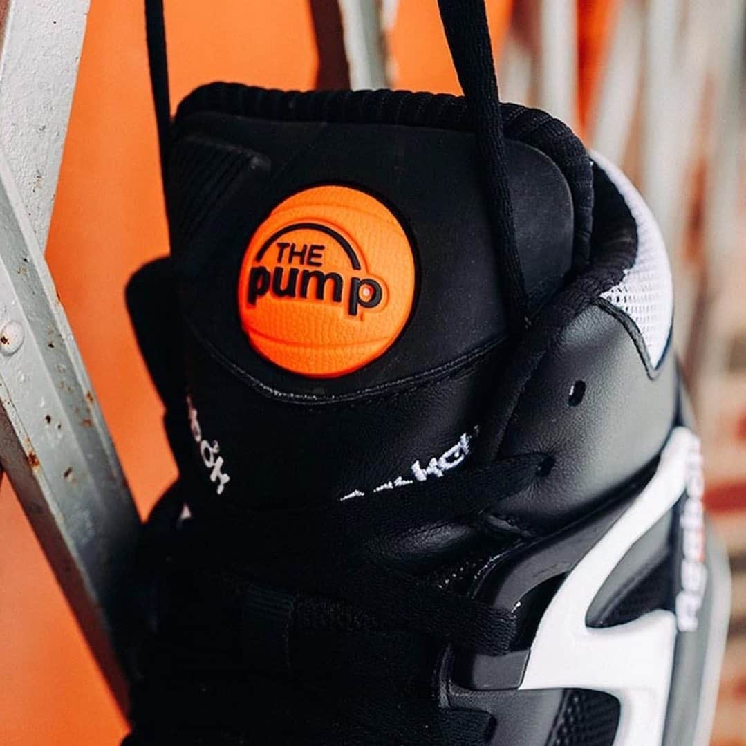 Nice Kicksさんのインスタグラム写真 - (Nice KicksInstagram)「The Pump is back! 💨 The shoe Dee Brown wore for his iconic “No Look” dunk in the ‘91 NBA Dunk Contest returns March 5.」2月23日 1時47分 - nicekicks