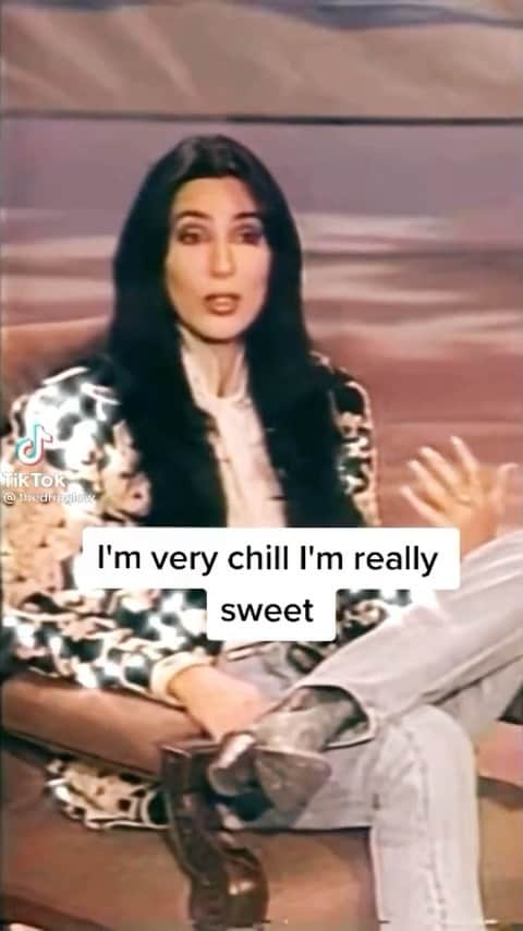 Benefit Cosmeticsのインスタグラム：「Queen @cher is always a big mood 🥰 #benefit #regram @thedripglow」