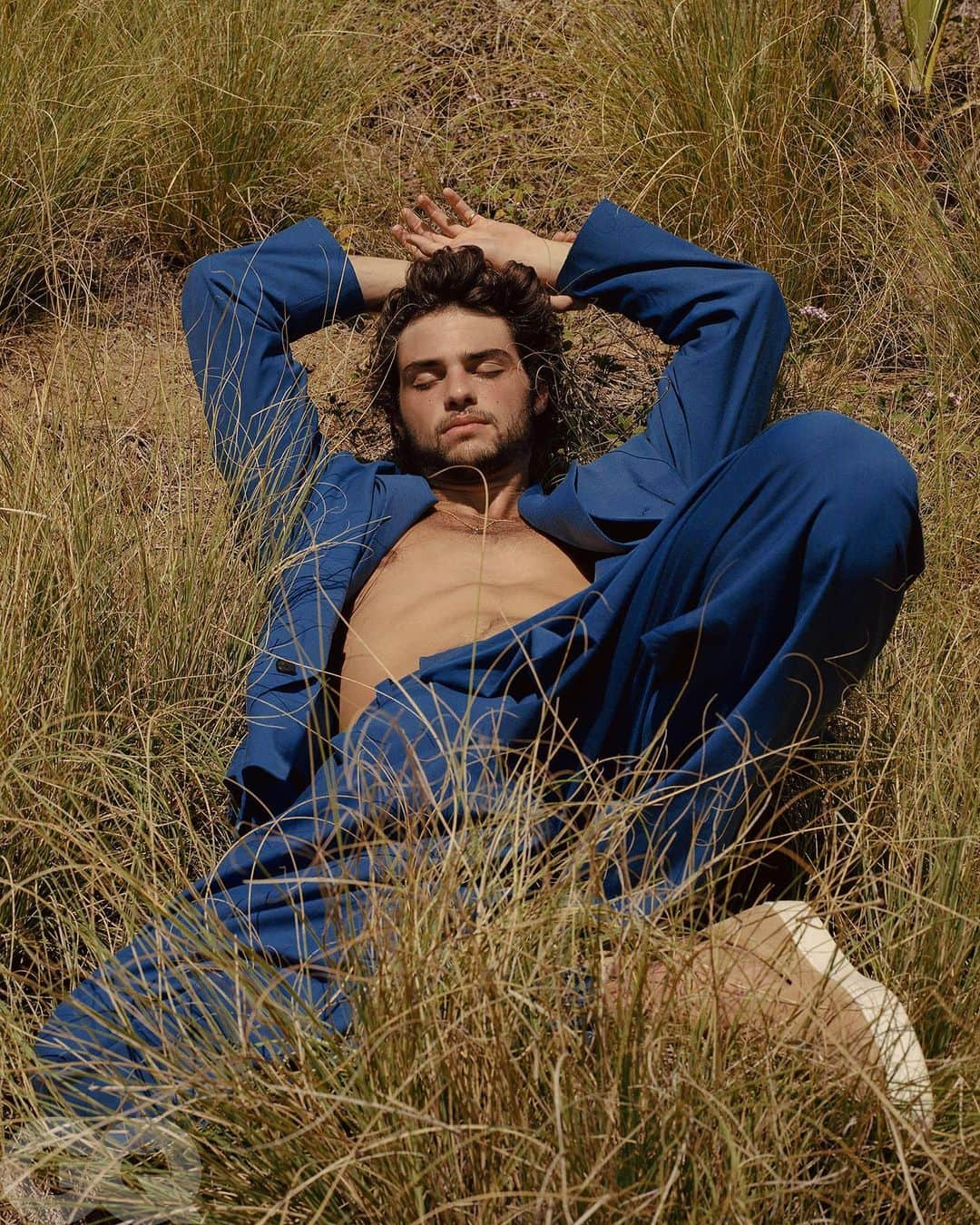 ケンゾーさんのインスタグラム写真 - (ケンゾーInstagram)「BEE A TIGER @ncentineo from #ToAllTheBoys seen in #KENZOSS21 by @felipeoliveirabaptista in @gq  Photographer: @ryanpfluger  Stylist: @mobolajidawodu  #KENZOFOB」2月23日 2時06分 - kenzo