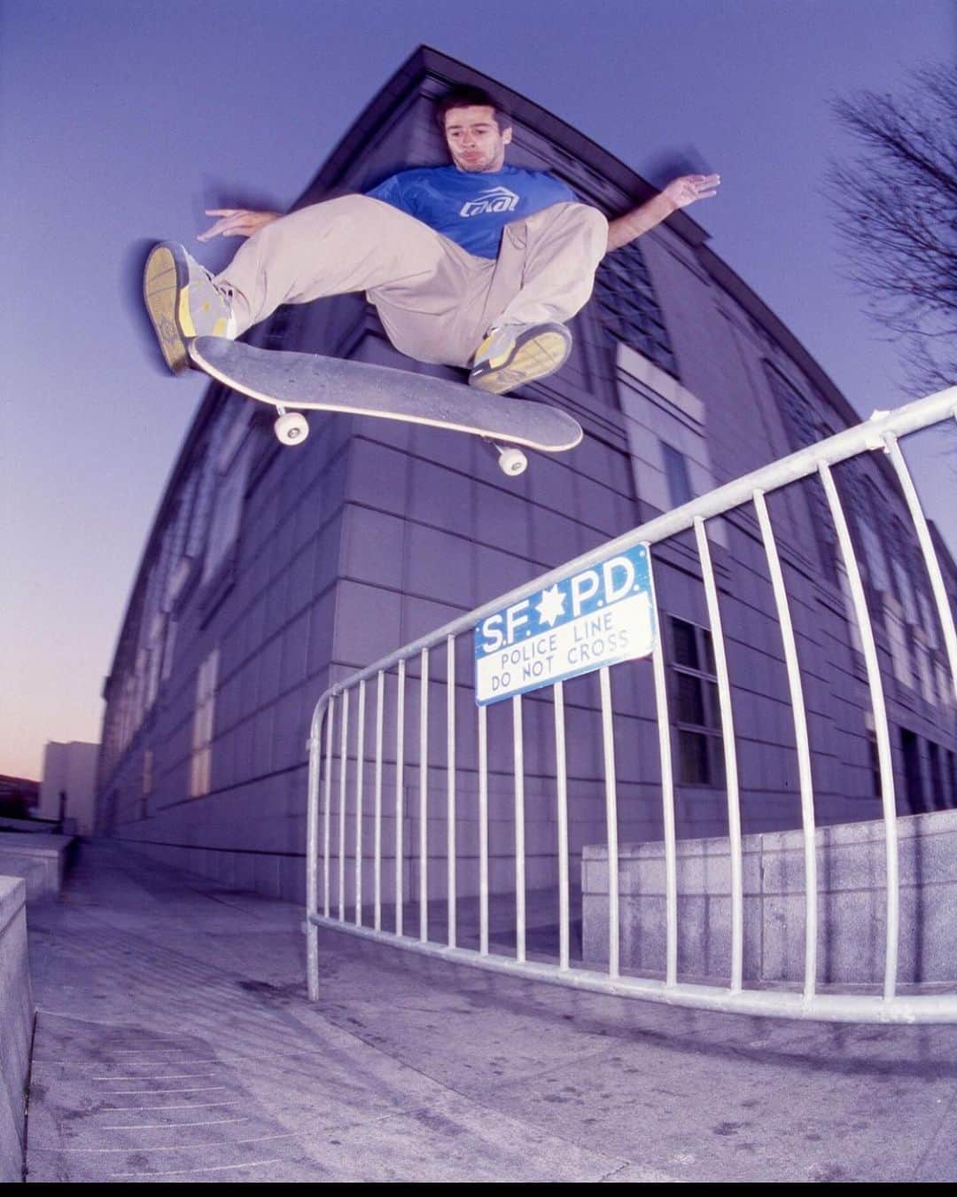ラカイリミテッドフットウェアのインスタグラム：「Classic Carroll at the Library @furrycalamari 📸 @morfordmedia  #Lakai #TheShoesWeSkate」