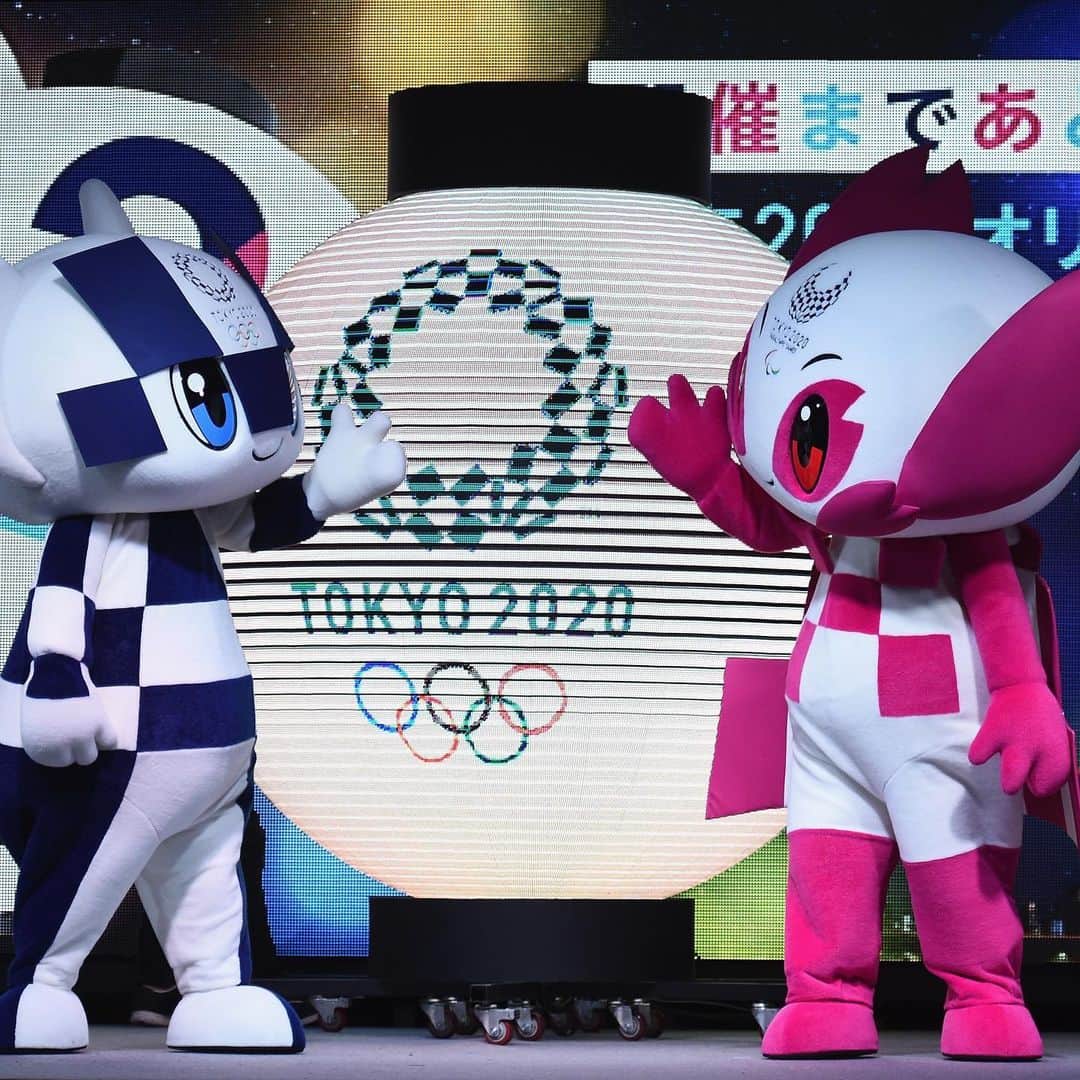 オリンピックさんのインスタグラム写真 - (オリンピックInstagram)「Meet #Miraitowa and #Someity, the official mascots of the ⁠⁠@Tokyo2020 Olympic and Paralympic Games! 🙌⁠⁠ ⁠⁠ Who are they and what's their story? Hit the link in bio to find out more on these two stars. 😍📝⁠⁠ ⁠⁠ #StrongerTogether #Tokyo2020」2月23日 2時03分 - olympics