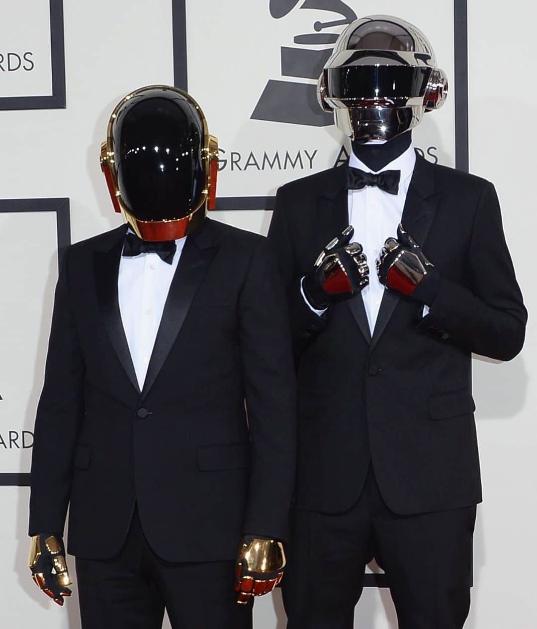 Just Jaredさんのインスタグラム写真 - (Just JaredInstagram)「Iconic duo @daftpunk have announced they’re splitting up in a very cryptic video. Tap this pic in the LINK IN BIO to see.  #DaftPunk Photo: Getty」2月23日 2時21分 - justjared