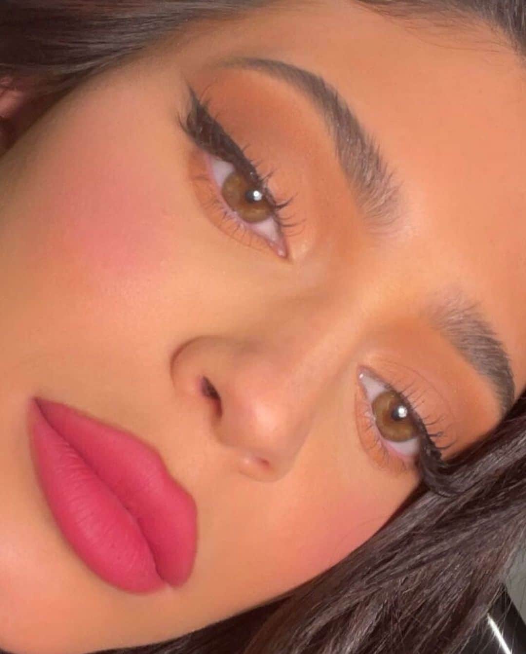 Kylie Cosmeticsさんのインスタグラム写真 - (Kylie CosmeticsInstagram)「boss bae @kyliejenner showing off her favorite lippies 💋 these shades compliment any look from your everyday makeup to full glam! grab them now on kyliecosmetics.com 💗 ⁠⁠ ⁠⁠ shades shown:⁠⁠ ✨ stuck on you high gloss ⁠⁠ ✨ @ultabeauty lip kit in the shade ulta beauty⁠⁠ ✨ bite me matte lip kit ⁠⁠ ✨ extraordinary matte lip kit ⁠⁠ ✨ kristen matte lip kit」2月23日 2時22分 - kyliecosmetics