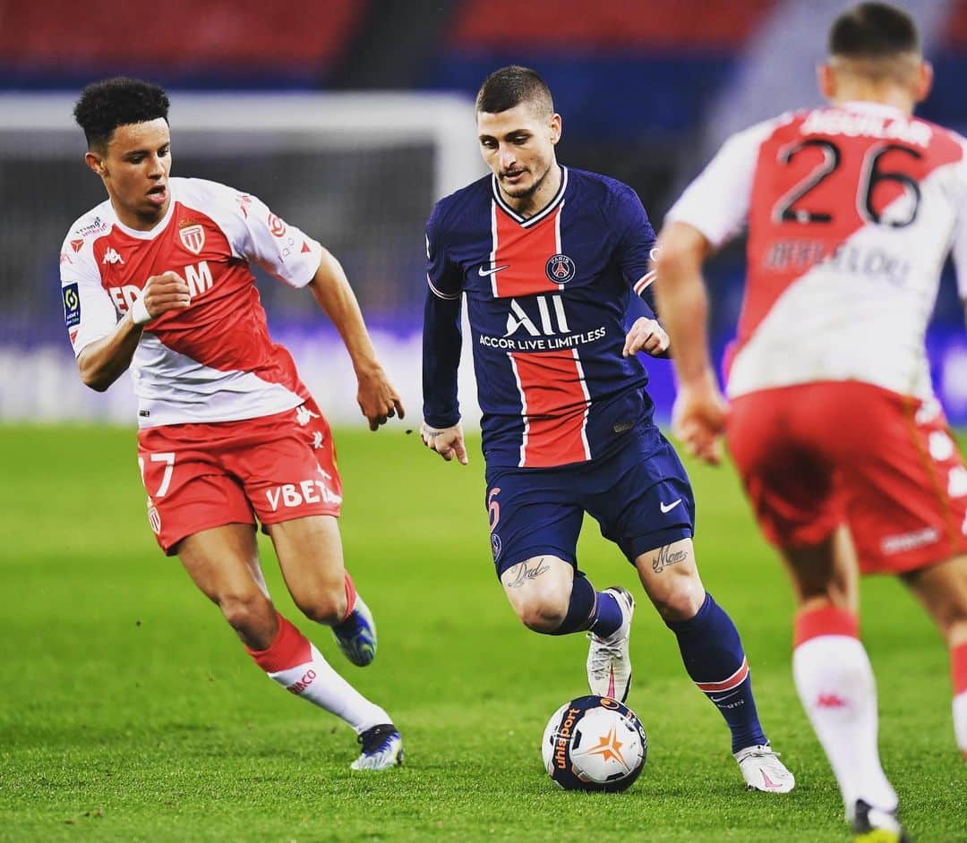 マルコ・ヴェッラッティのインスタグラム：「12 match pour atteindre notre objectif. Un défi à accomplir tous ensemble @psg」