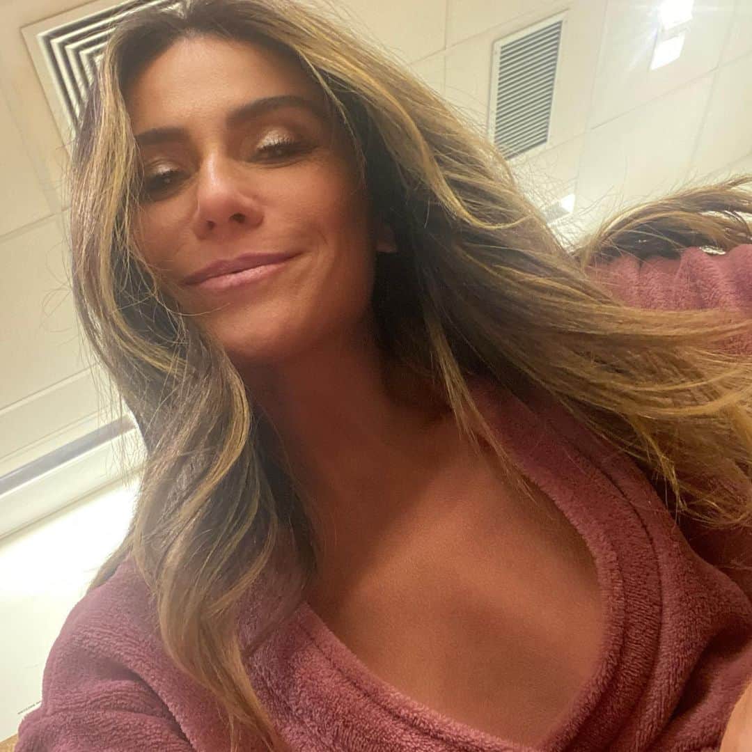 Giovanna Antonelliのインスタグラム：「Segundona' pegando no tranco'... aff 🙃 tá puxado.」