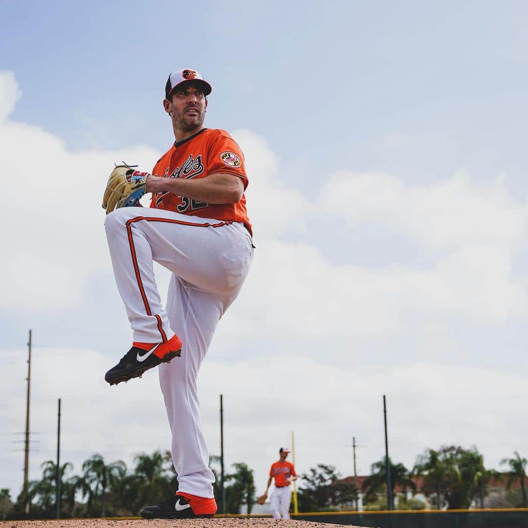 マット・ハービーのインスタグラム：「Let’s gooooo!!! @orioles #springtraining」