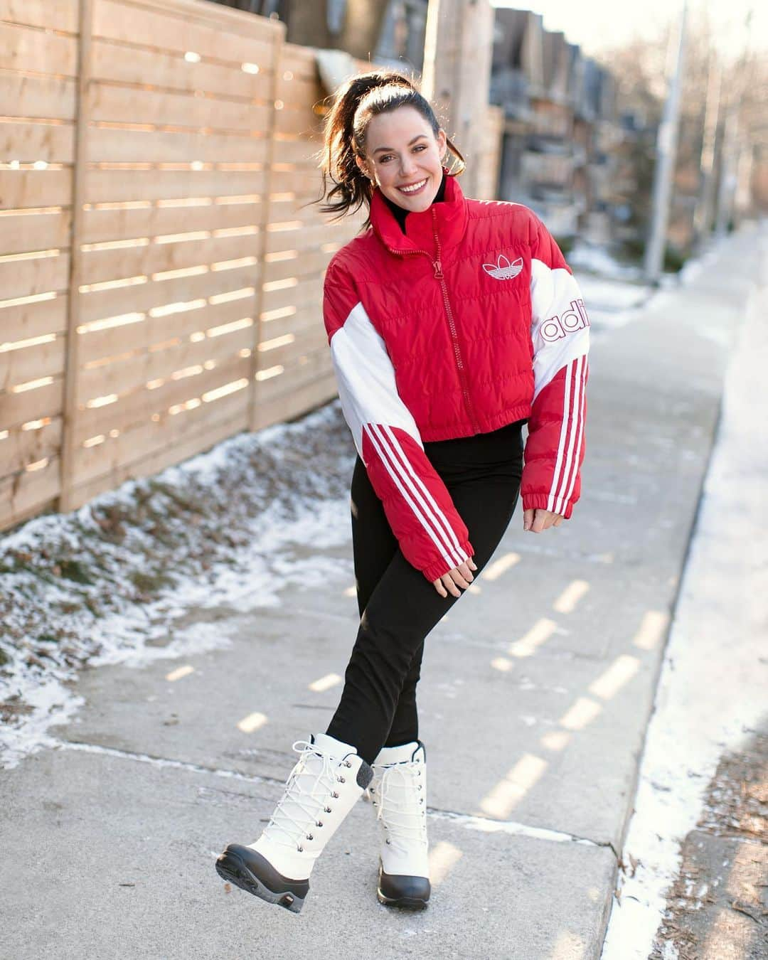 テッサ・ヴァーチュさんのインスタグラム写真 - (テッサ・ヴァーチュInstagram)「❤️❄️❤️」2月23日 3時32分 - tessavirtue17