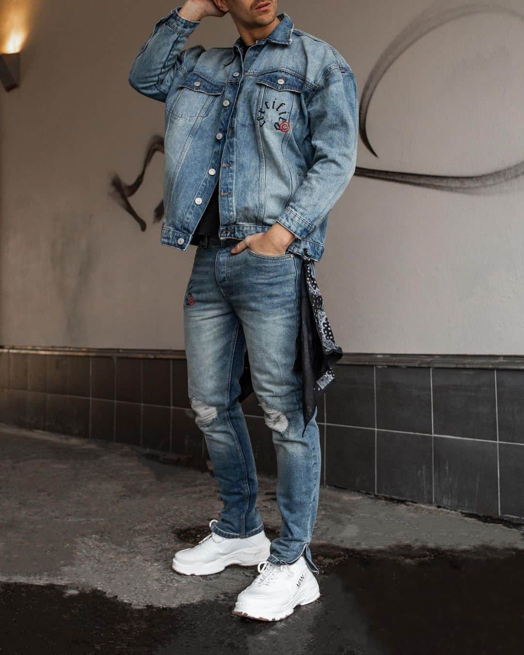 Men Withのインスタグラム：「#ad @boohooMANofficial x @LilDurk – Nearly sold out! 🔥 Tap the photo to shop!」