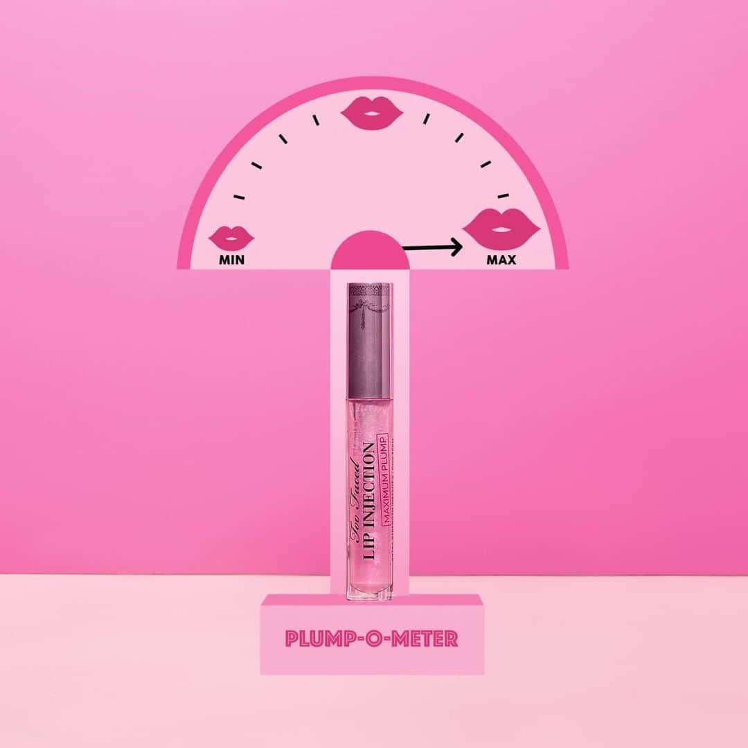 Too Facedのインスタグラム：「Hurts SO good 🔥 We pushed limits to the max to create a lip plumping formula so effective, it's not for plumping rookies! Tag a BFF who would love our Lip Injection Maximum Plump! #toofaced #toofacedlipinjection #tfcrueltyfree」