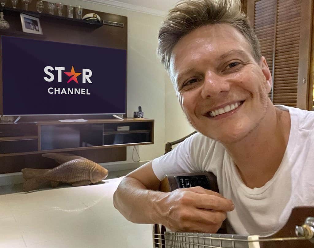 ミシェル・テロのインスタグラム：「Vocês viram meus Stories de hoje? Agora o destino é ser STAR! FOX Channel é STAR Channel, a casa de todos os filmes e séries que amamos, como Os Simpsons, The Walking Dead e muitos outros! Como o Lulu Santos dizia: “Meu Destino é ser Star”, não é mesmo? E eu estou aqui acompanhando tudo e vou conferir as novidades escutando a música do @lulusantosoficial! Me conta aqui embaixo, porque seu destino é ser STAR? #StarChannel  #MeuDestinoéSerStar @starchannelbra #publi」
