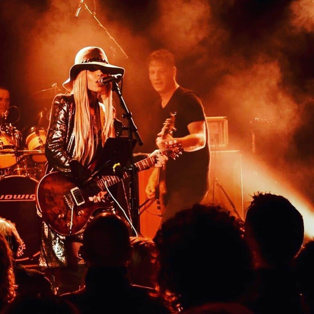 オリアンティさんのインスタグラム写真 - (オリアンティInstagram)「Throwback sold out show in my hometown #adelaide」2月23日 15時29分 - iamorianthi