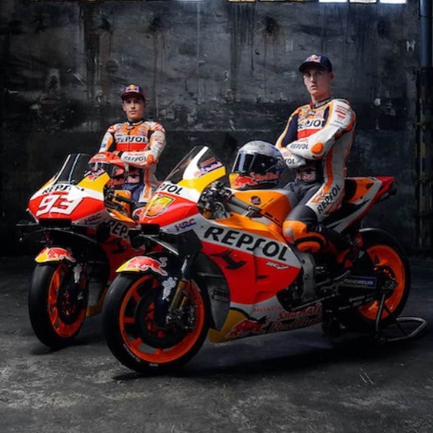 Honda Powersports USさんのインスタグラム写真 - (Honda Powersports USInstagram)「Red Rider Race Report  //MotoGP// With a difficult 2020 behind them, the Repsol Honda Team presented their riders for the 2021 season. Marc Marquez @marcmarquez93 is joined by Pol Espargaro @polespargaro, fresh from his best premier-class season to date.   //Supercross// This weekend saw the final race of the Orlando doubleheader, which also kicked off the 250SX West Region series. Team Honda HRC’s Ken Roczen @kenroczen94 climbed to fourth after a poor start but still leads the title chase by six points.  Hunter Lawrence @hunterlawrence commenced his 2021 season in Orlando and worked his way through the pack to fifth place at the finish.   //WORCS// At the second WORCS round in Arizona, SLR Honda's @slr_honda Cole Martinez @colemartinezz had a good showing to finish fourth. In the 250 class, Tallon LaFountaine @tallonlafountaine finished sixth.  //GNCC// At the GNCC opener in Union, South Carolina, Phoenix Honda's Cody Barnes @codybarnes099 posted a fifth-place XC2 finish, good enough for 12th overall. The team also fielded Chilean rider Ruy Barbosa @ruy14 in the class, and he finished ninth.  //BITD// Riding solo aboard a Champion Racing CRF450X built by himself and Colton Udall @coltonudall, Nic Garvin @nicgarvin949 raced to victory in Best in the Desert's Parker 250 this weekend.」2月23日 6時25分 - honda_powersports_us