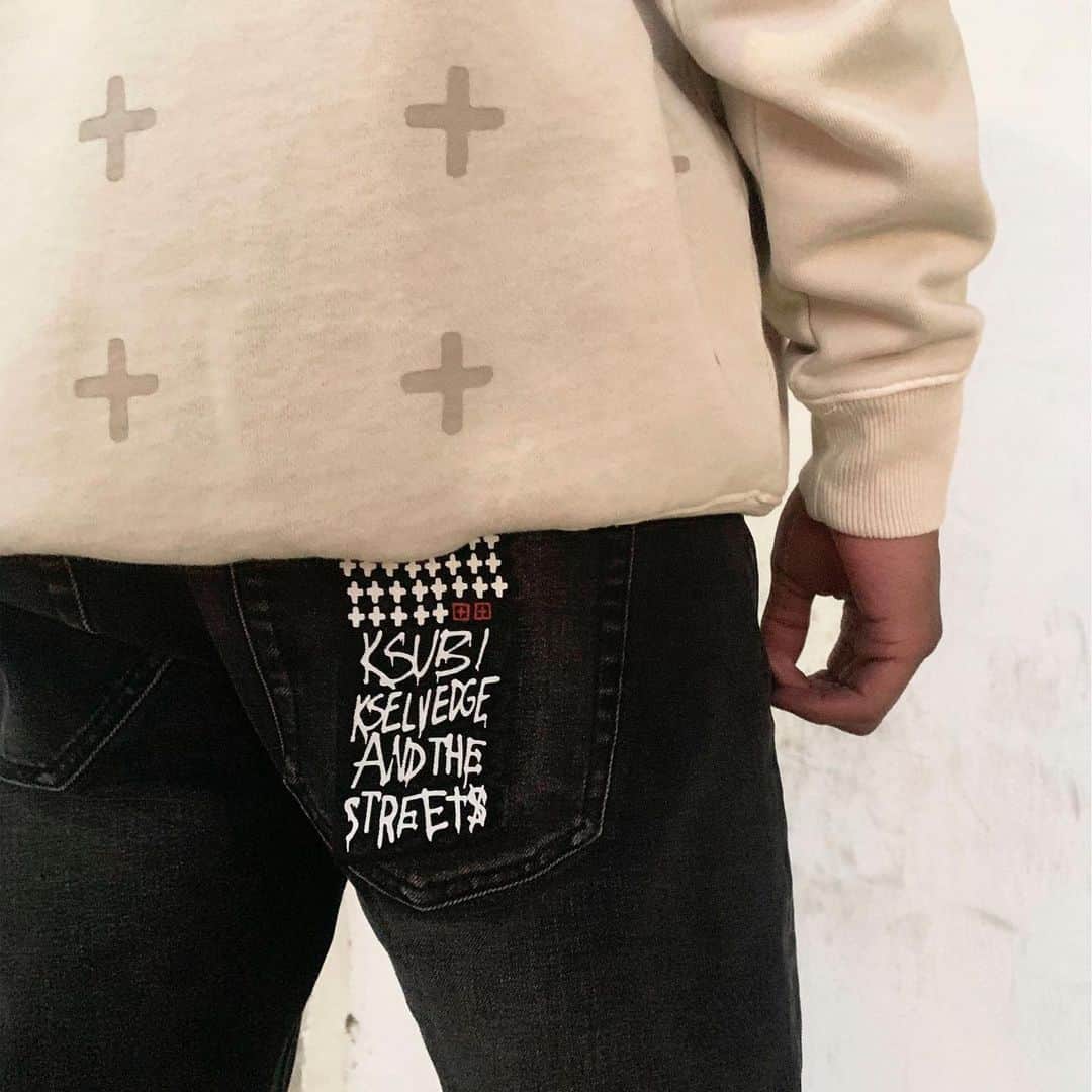 ツビのインスタグラム：「Kselvedge 4x4 Mash Up ++」