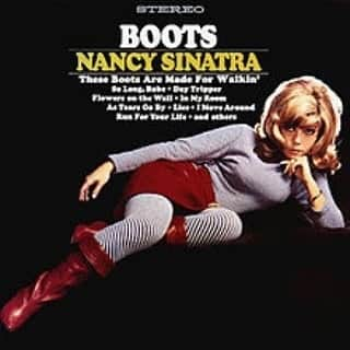 中村松江さんのインスタグラム写真 - (中村松江Instagram)「今日の一曲はNancy Sinatraで『These Boots are Made For Walkin'』です✨ アルバム「Boots」に収録。 ナンシー・シナトラの1965年の12月にリリースされ、1966年に全米No.1になった邦題『にくい貴方』という曲です✨ CM等色々な所で多用されてる曲なので、聴いたら“これ知ってる‼️”ってなる人が多いと思います😄 この曲のような60年代のポップスは今聴いても新鮮ですね👍 (№536) #歌舞伎 #中村松江 #nancysinatra #thesebootsaremade forwalkin' #boots」2月23日 7時56分 - matsue_nakamuraofficial